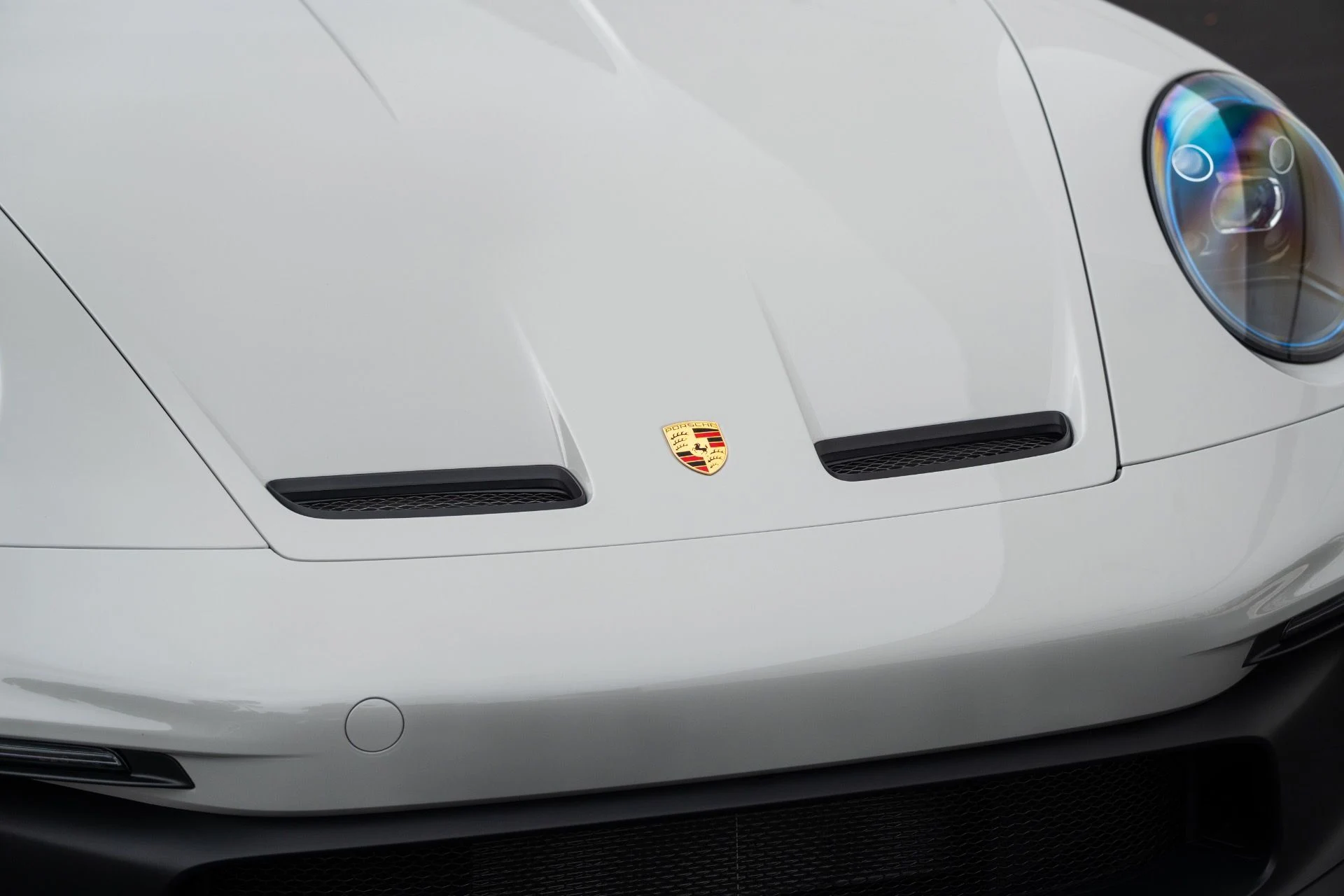 mph012_2389436523_Used_2024_Porsche_911_GT_3_1768339122_eb9a84487f