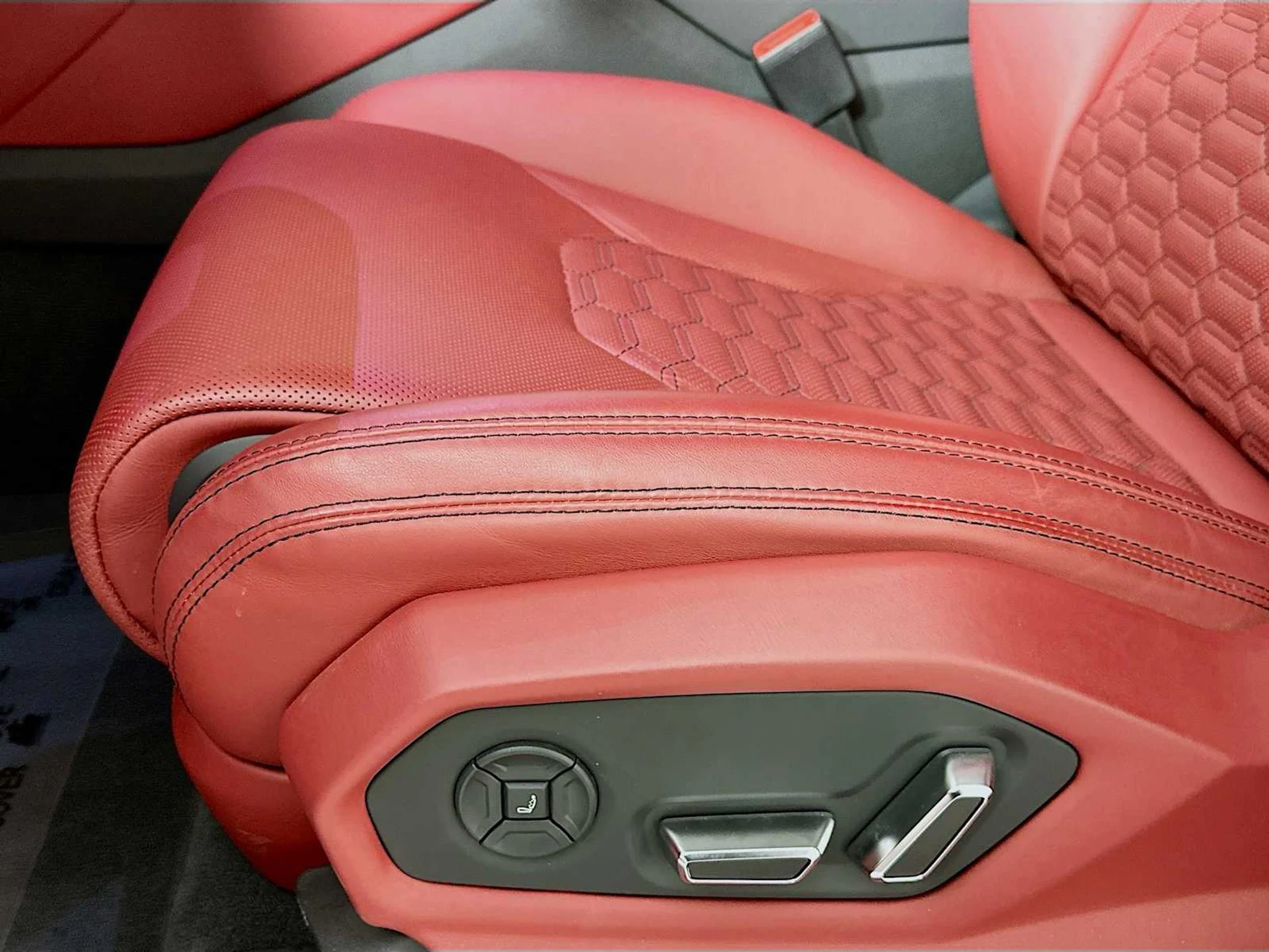 mph012_2391441839_732b2b5cd7362c60fe0df3e6df0eb190_ef1fb26df8