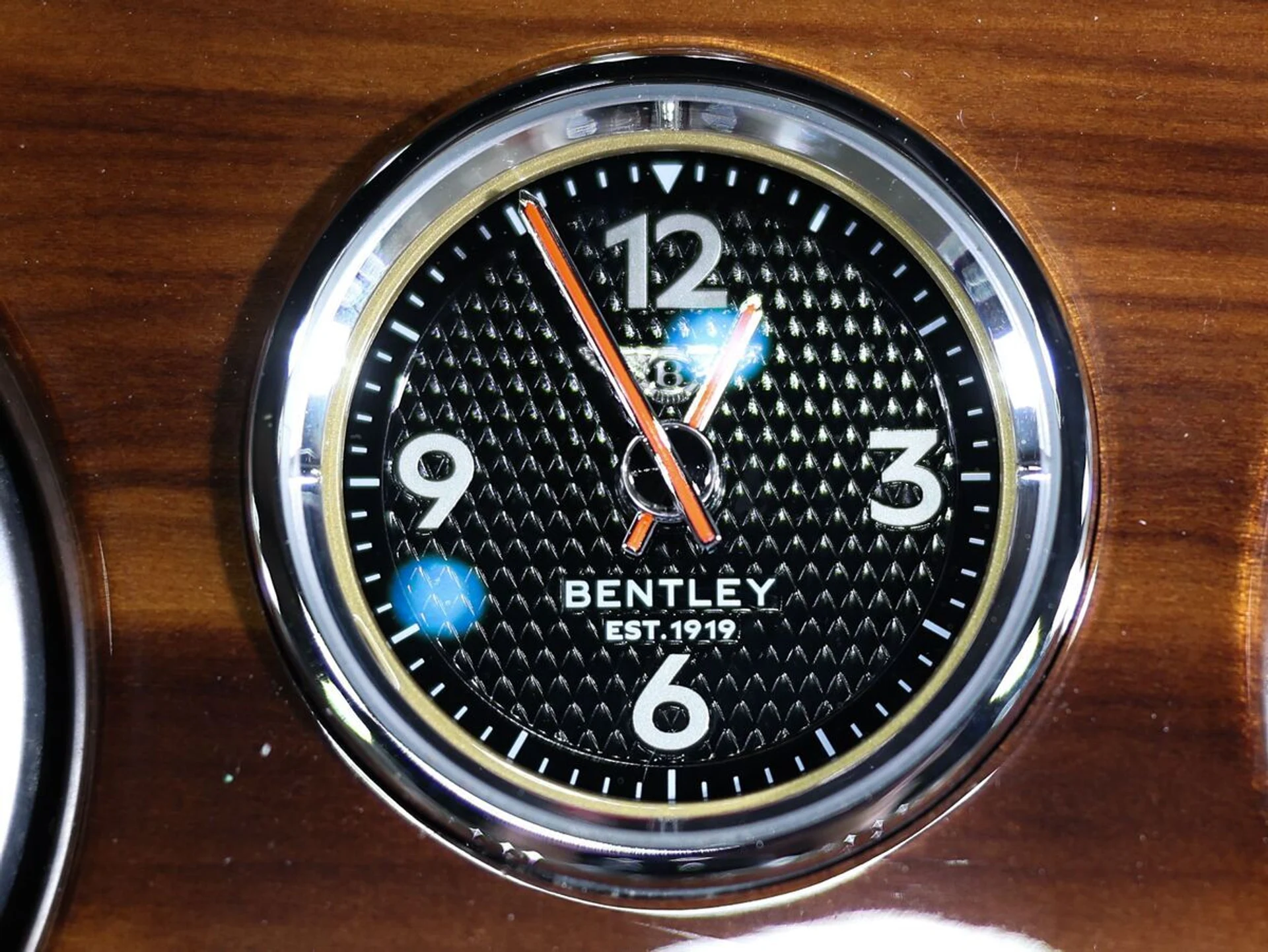 mph012_2391938307_cndoq5r8qdpyq2zi4p8ckpzvinao_258f3ebc81