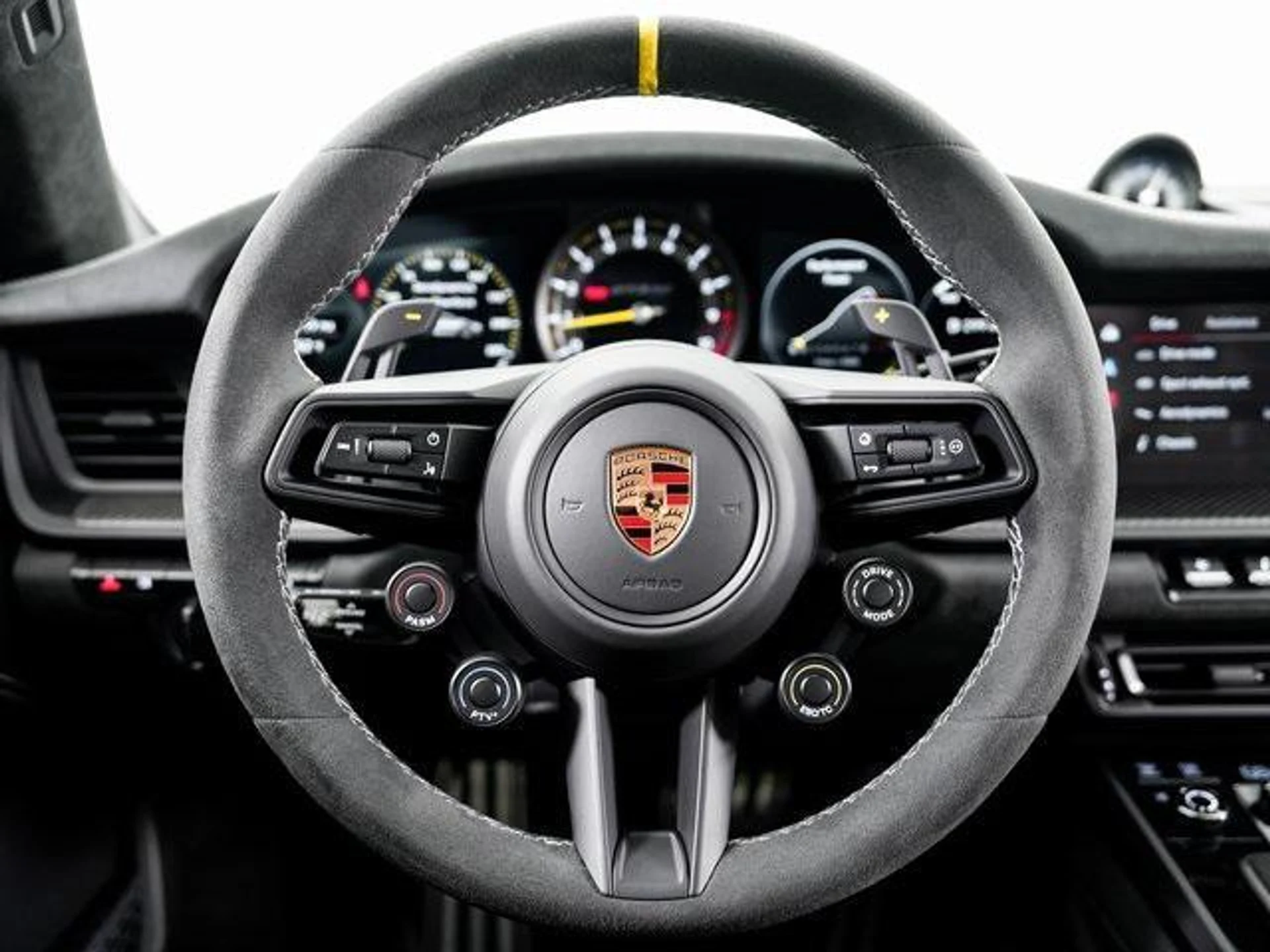 mph012_2395228694_d5gziw_FZGIPKHV_Fwg_E5_M_gt_I3_H8_5471b0ce91