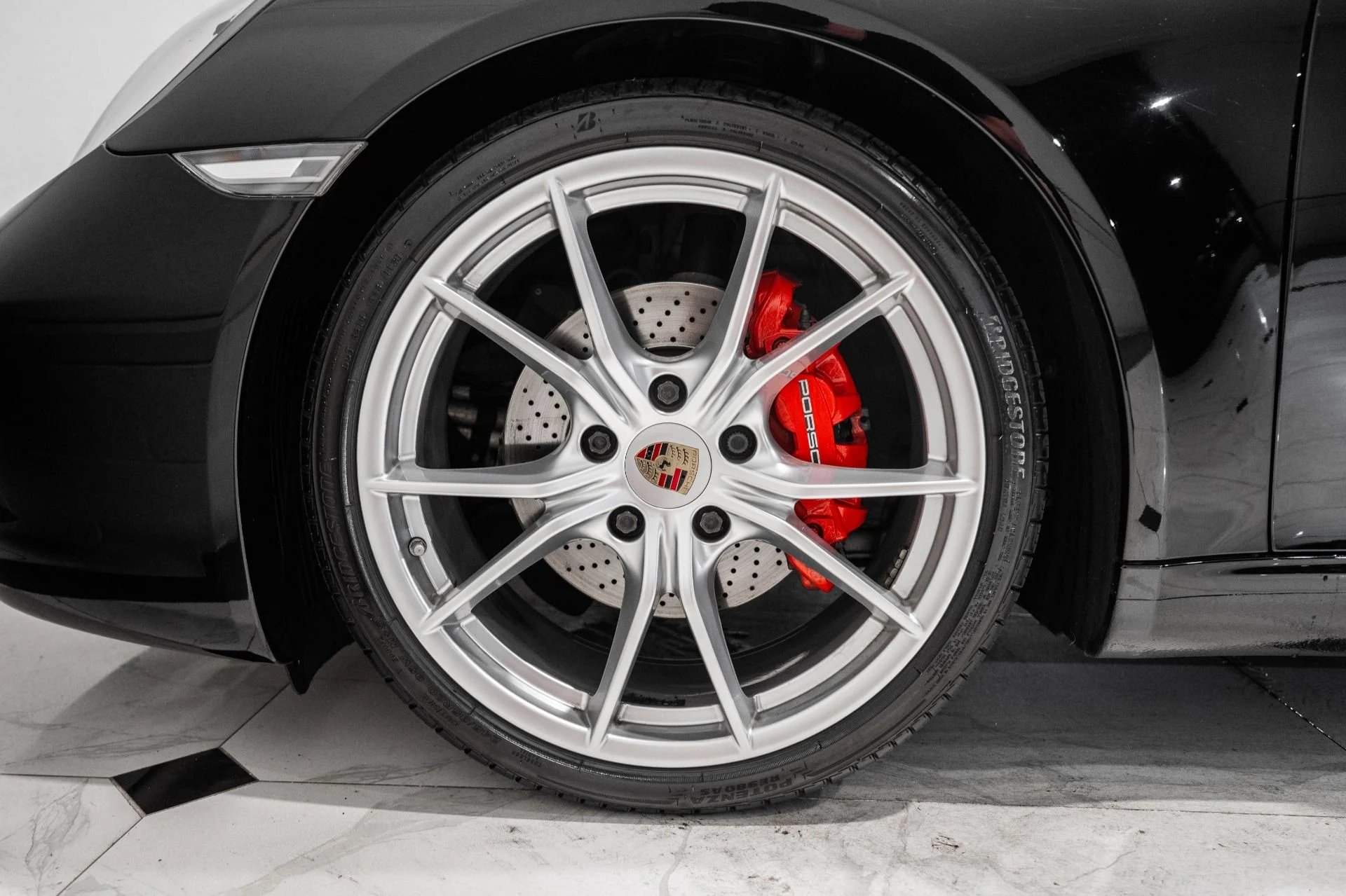 mph012_2397169464_Used_2017_Porsche_911_1779894493_a477396f48