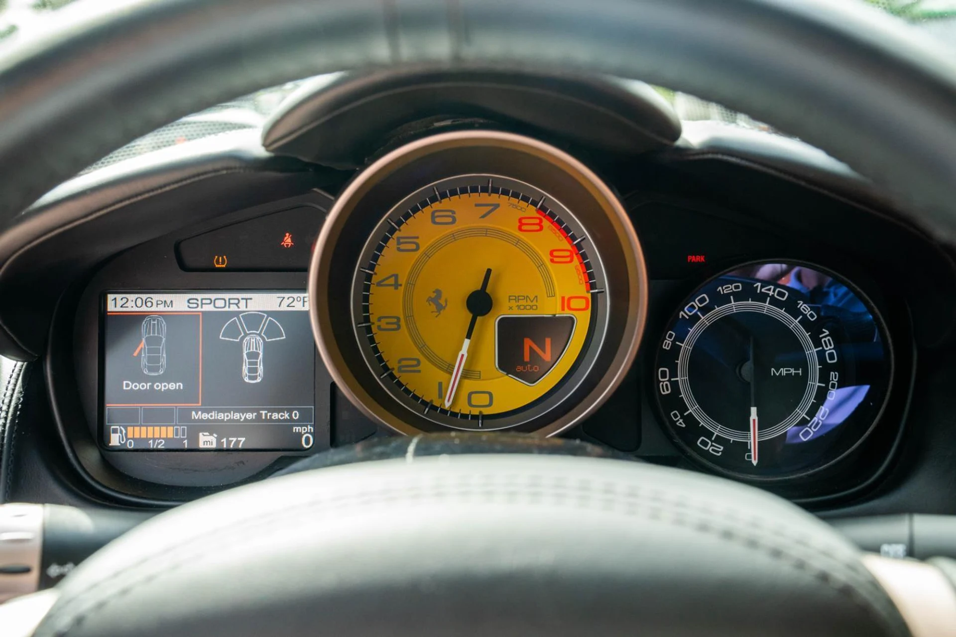 mph012_2402129944_Used_2014_ferrari_California_2dr_Conv_1770286897_5ed6dbca9c