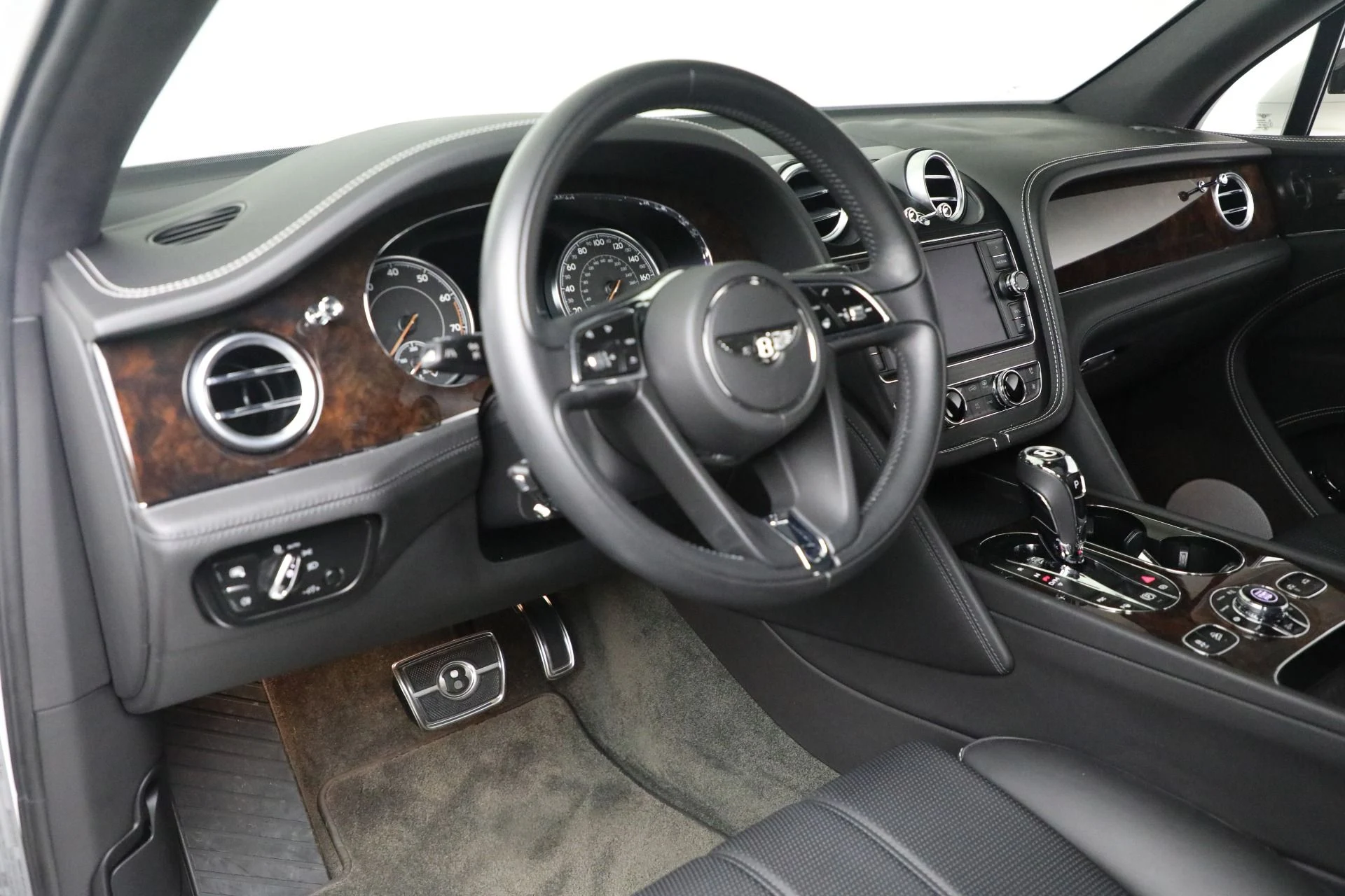 mph012_2403276049_Used_2018_Bentley_Bentayga_Activity_Edition_d466b6bc47