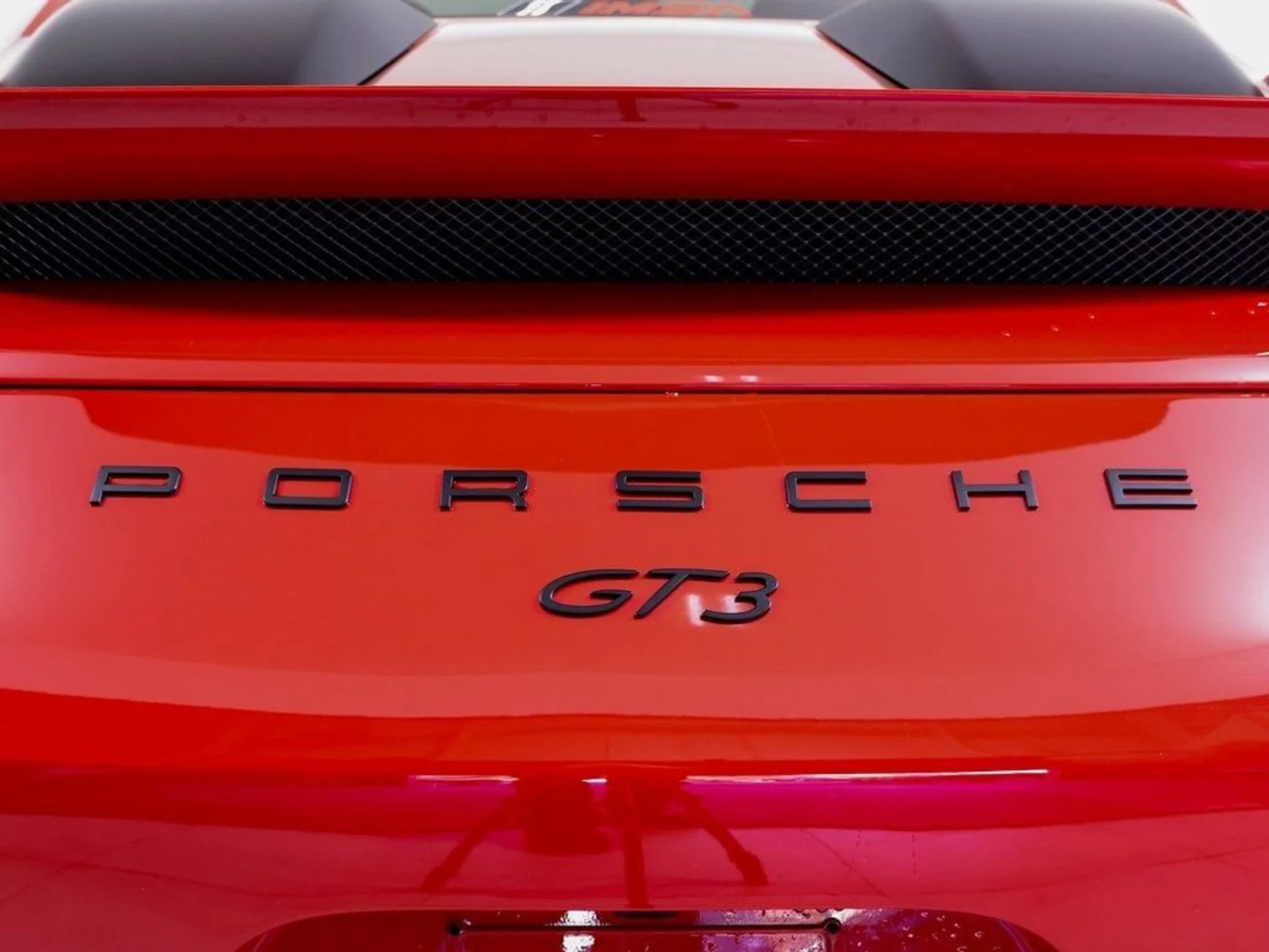 mph012_2412033373_06983e0e07a5ba231bdce520a83f3d27x_0377059972