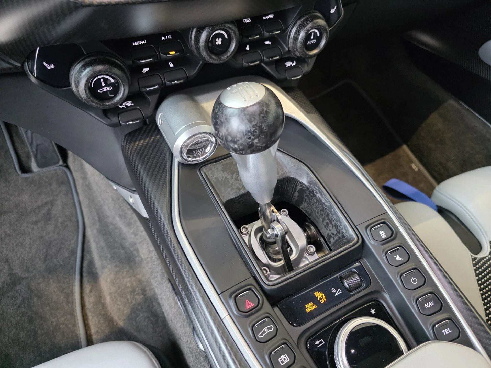 mph012_2413414648_914b24fed4be2985be6f0cee2156426c_2fae223917