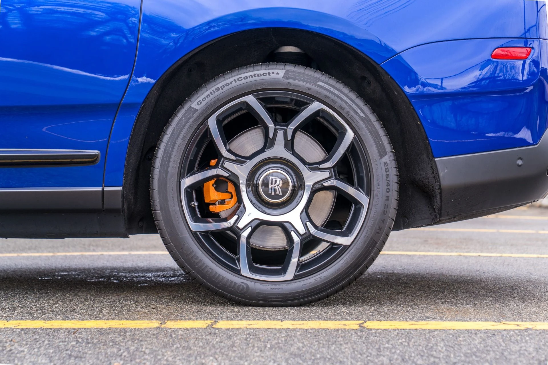 mph012_2415812393_Used_2023_Rolls_Royce_Black_Badge_Cullinan_1772494436_9211a30401