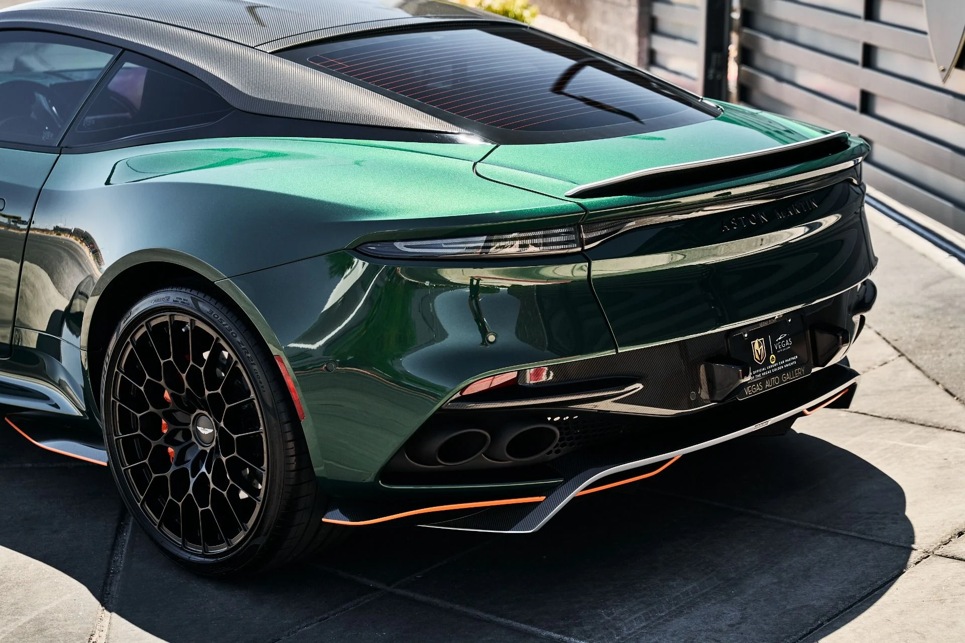 mph012_2428653687_Used_2023_Aston_Martin_DBS_Ultimate_1787789336_7846f10703