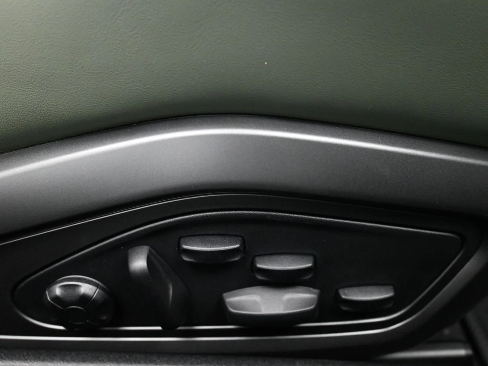 mph012_243104112_533bb0c2c4ec7d80dcd51d24eee4498ex_5543a6d605