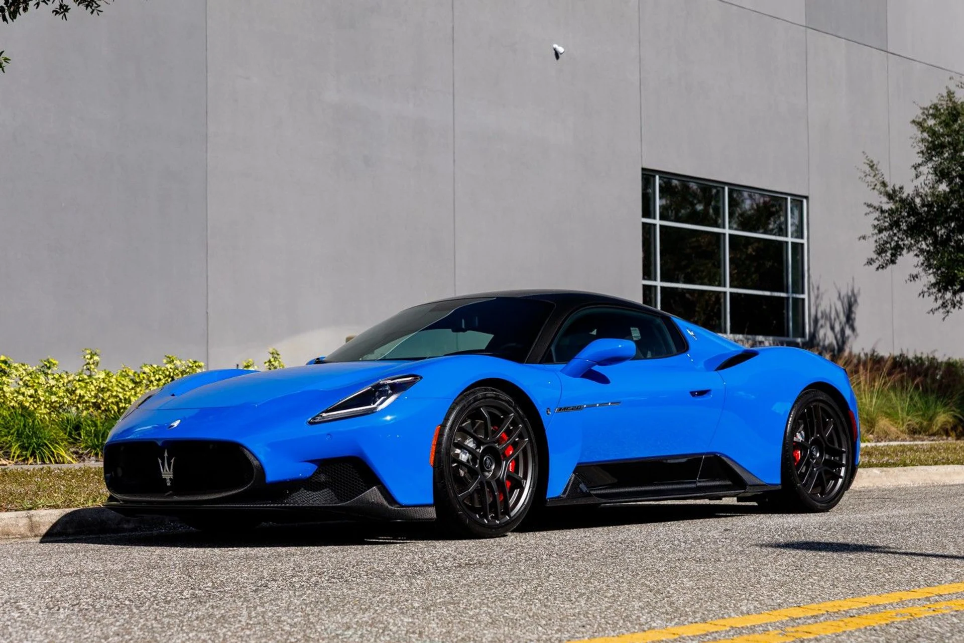 mph012_2432538517_641_p13_l_1ca73d4ff4