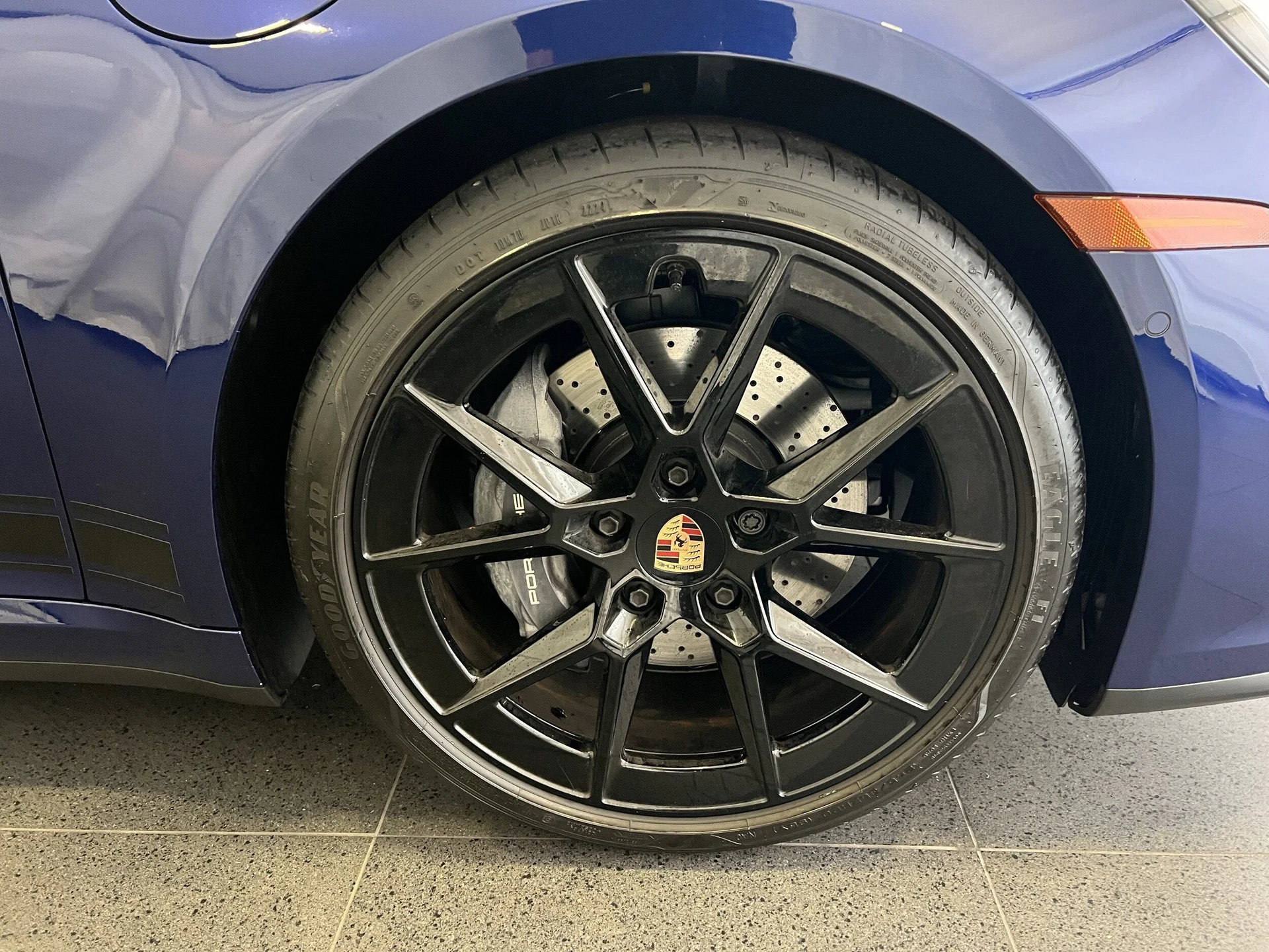 mph012_2441208221_f2b88928ba881d9b9b5cf9db7903f72bx_6eb55579a9