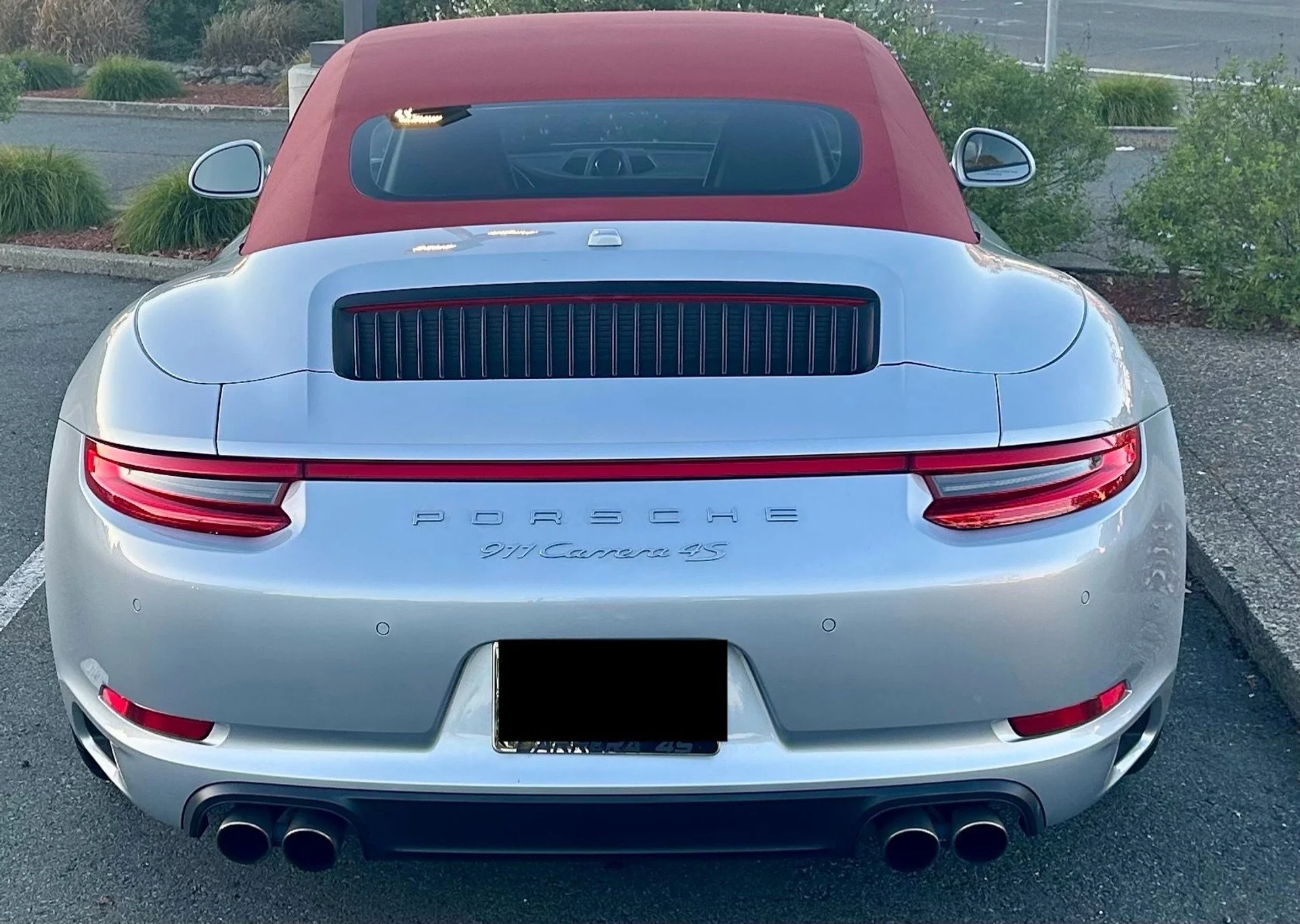 mph012_2442046976_Used_2017_Porsche_911_Carrera_4s_Carrera_4_S_1757366463_63a67dde9a