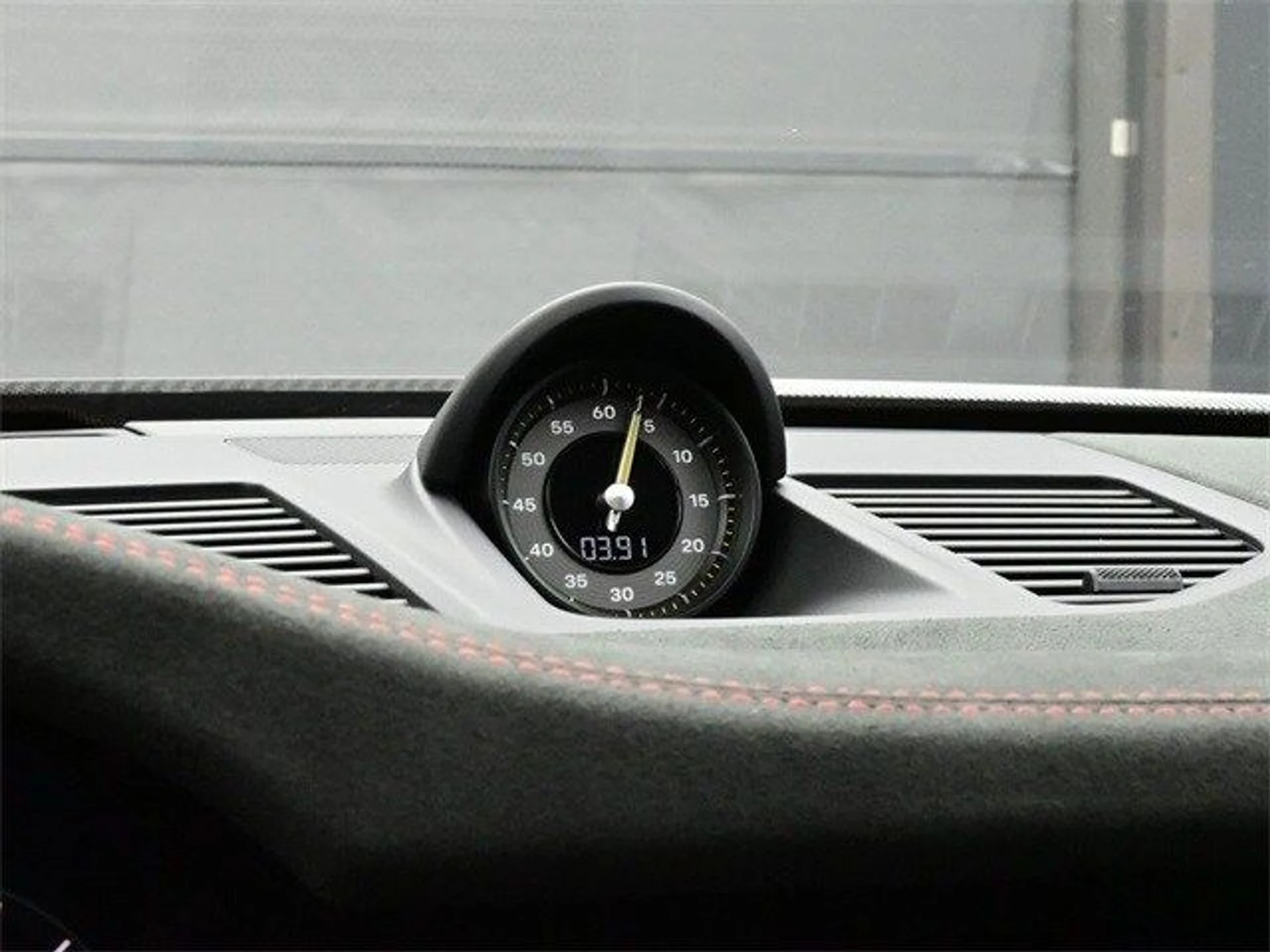 mph012_2443014955_a12c10f7a7f1f1811672f27cd79643e0x_9425da193e