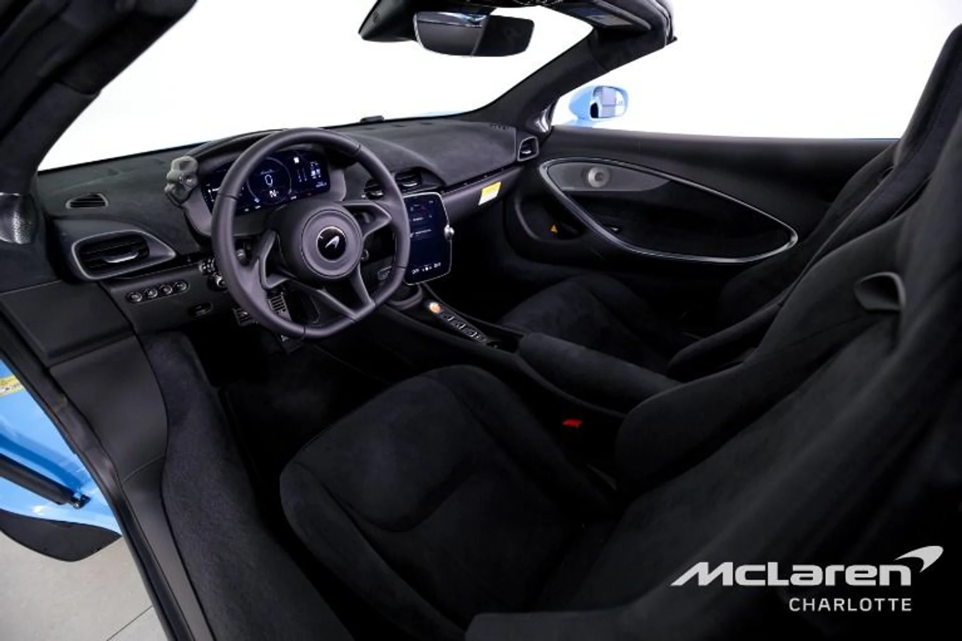 mph012_2444912126_Used_2025_Mc_Laren_Artura_Spider_Tech_Lux_7a5588d71e