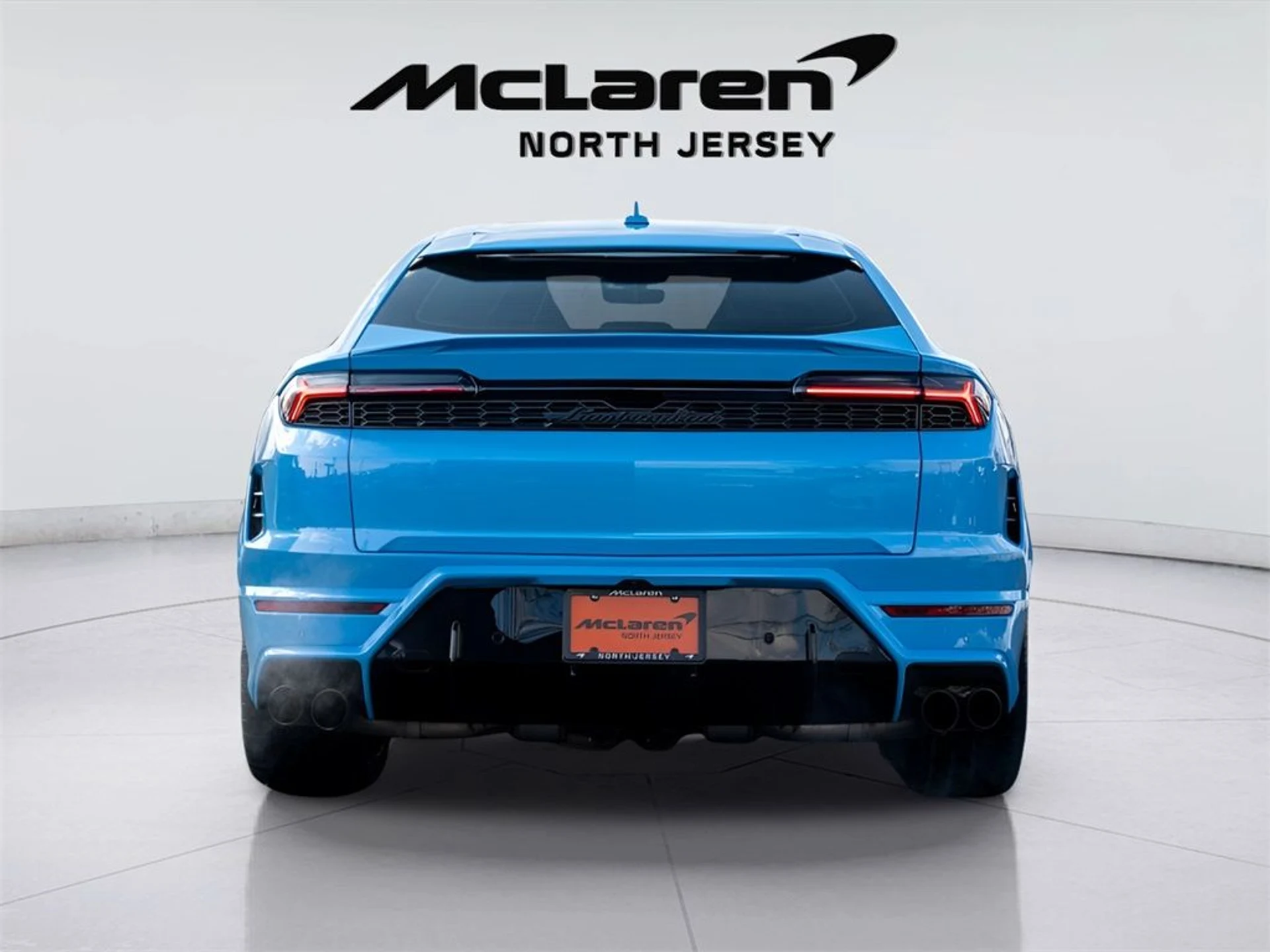 mph012_2446391847_image_14_5ec60749eb