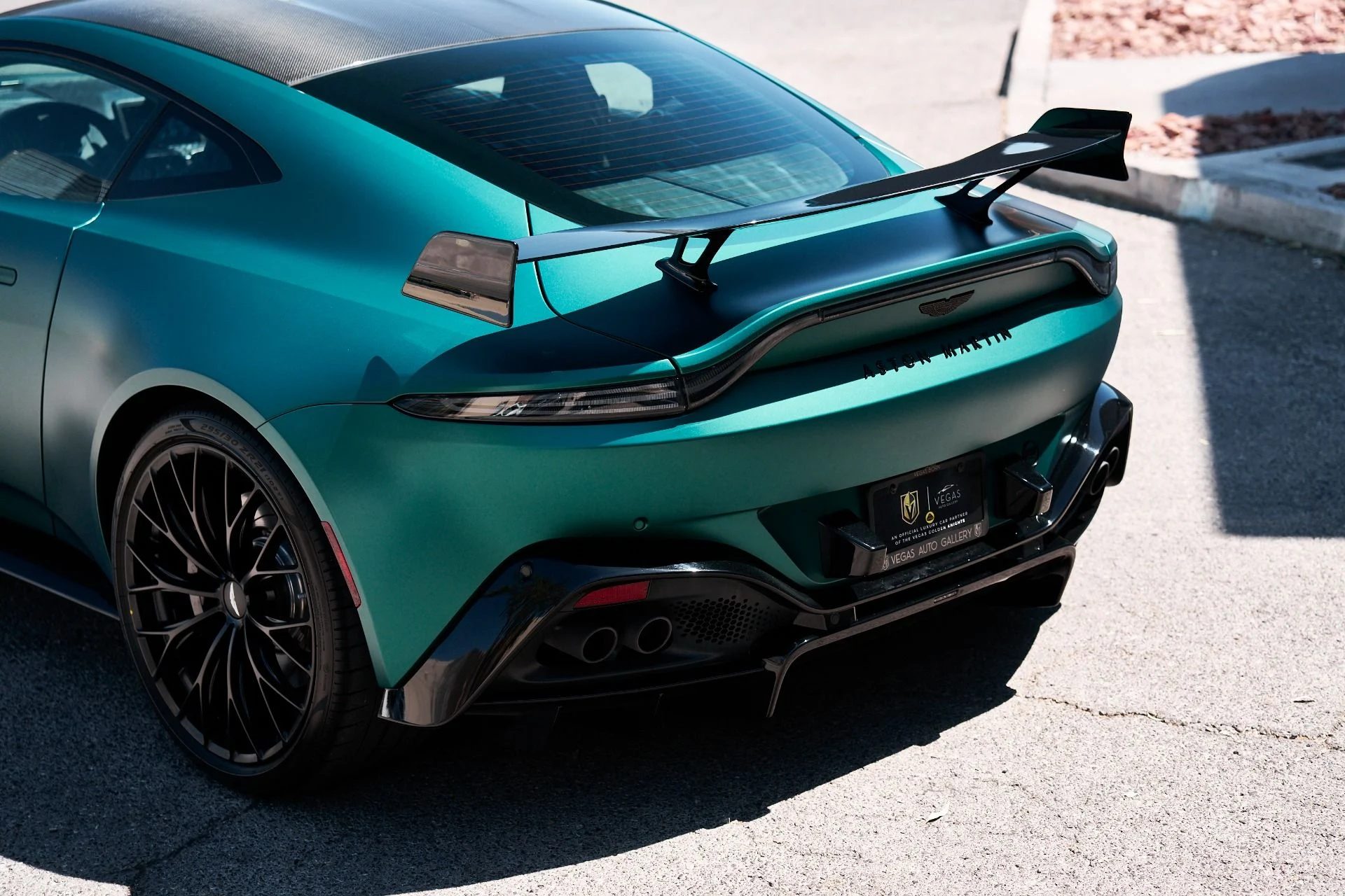 mph012_2454401888_Used_2023_Aston_Martin_Vantage_F1_Edition_1755655608_e69c239ccc