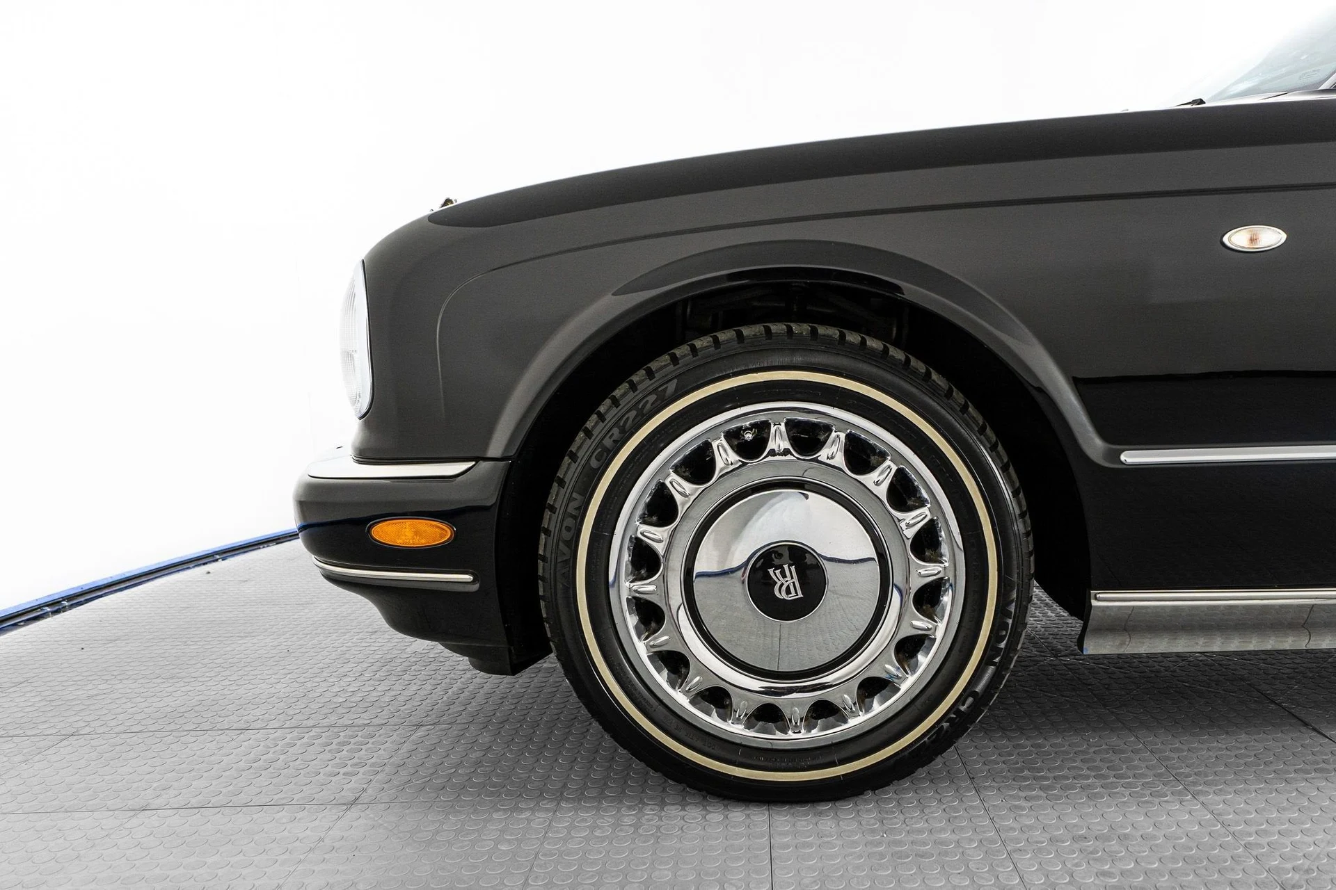 mph012_2464082076_eef457817109474e8ea6069ed96b99ee_78cc31e408