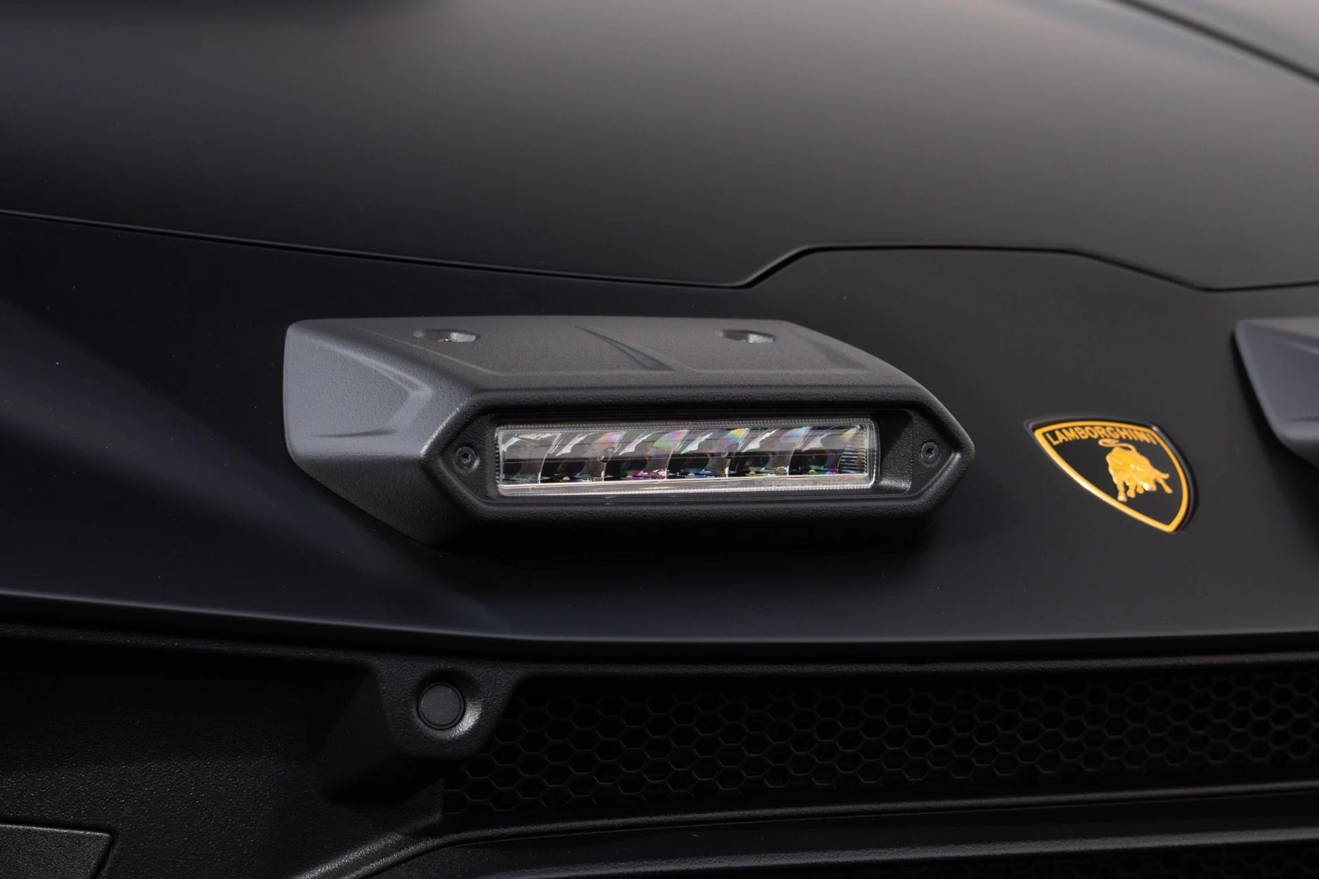 mph012_2468015502_Used_2024_Lamborghini_Huracan_Sterrato_1775279061_3636b0d2aa