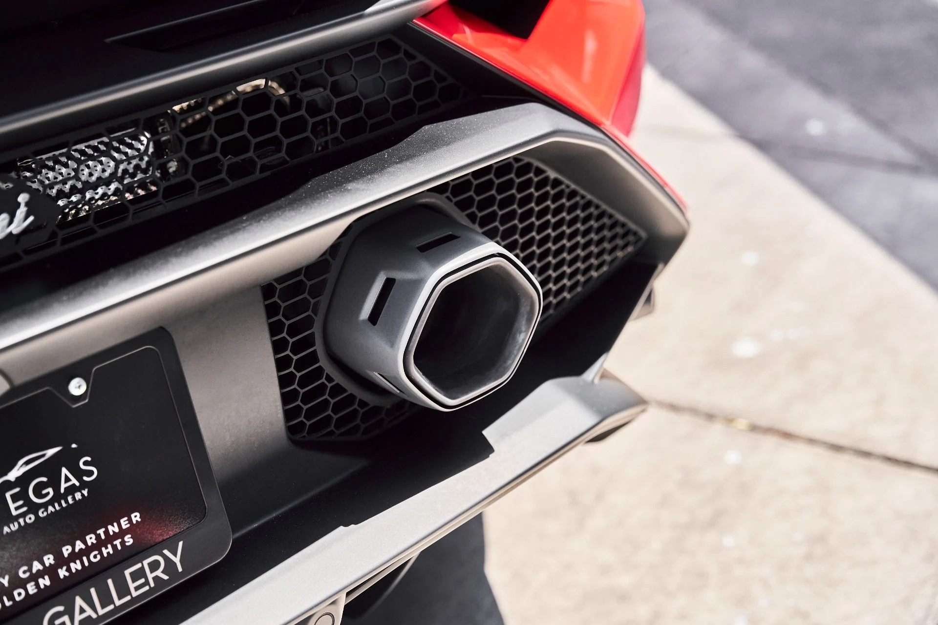 mph012_2468882048_Used_2023_Lamborghini_Huracan_Tecnica_1780102836_89ea31efc4