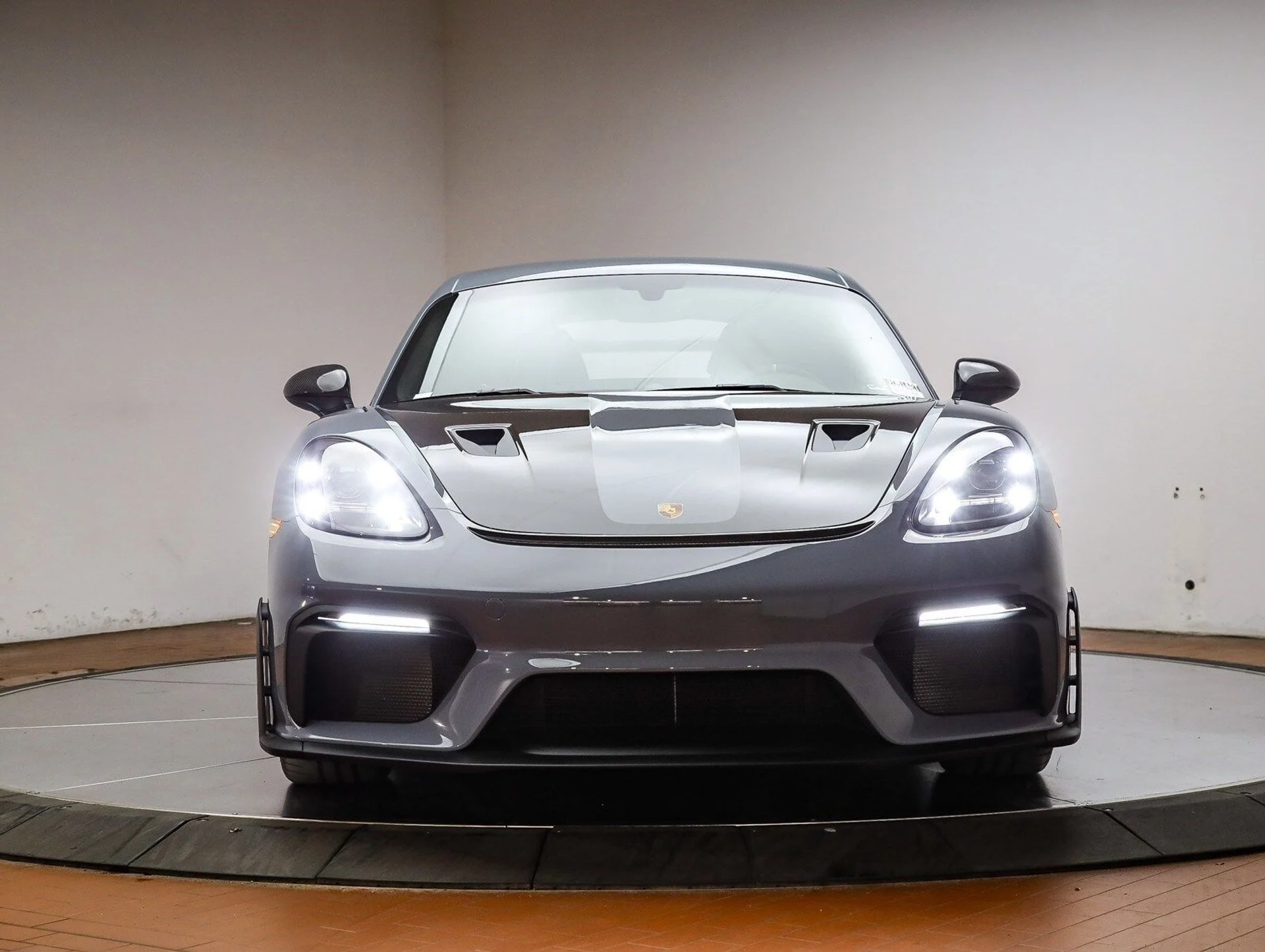 mph012_2469342385_d8e47471582aba2bc7e834afecd67fc8x_f6029d657d