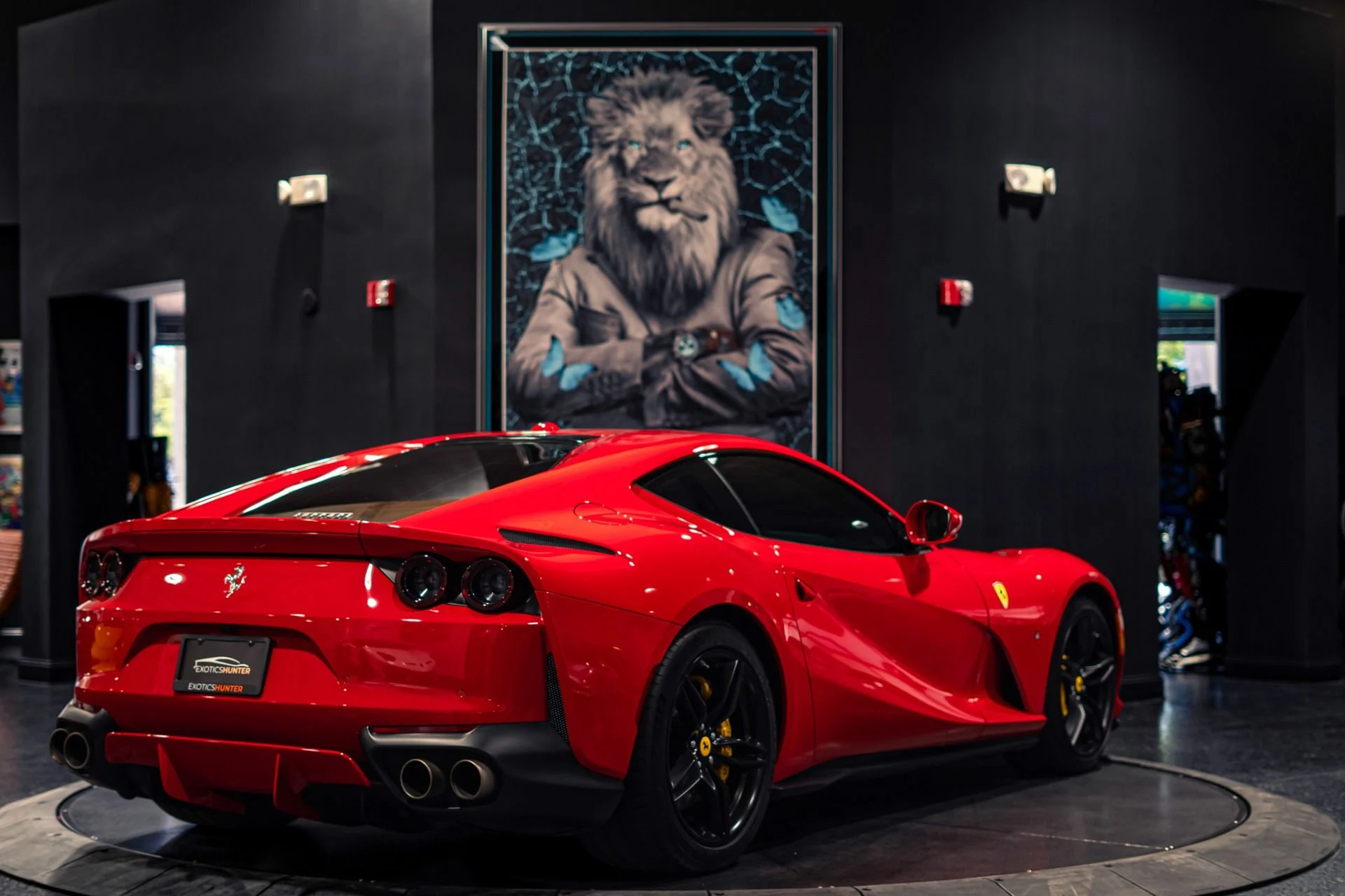 mph012_2481936784_Used_2020_Ferrari_812_Superfast_1778093212_04a057cee0