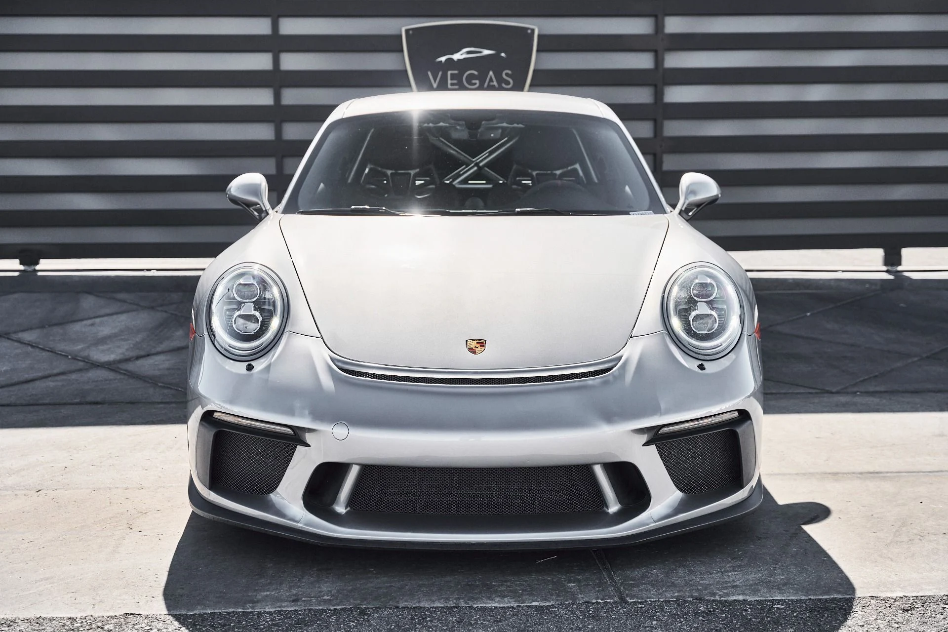 mph012_248757685_Used_2018_Porsche_911_GT_3_1778891400_ff86cba828