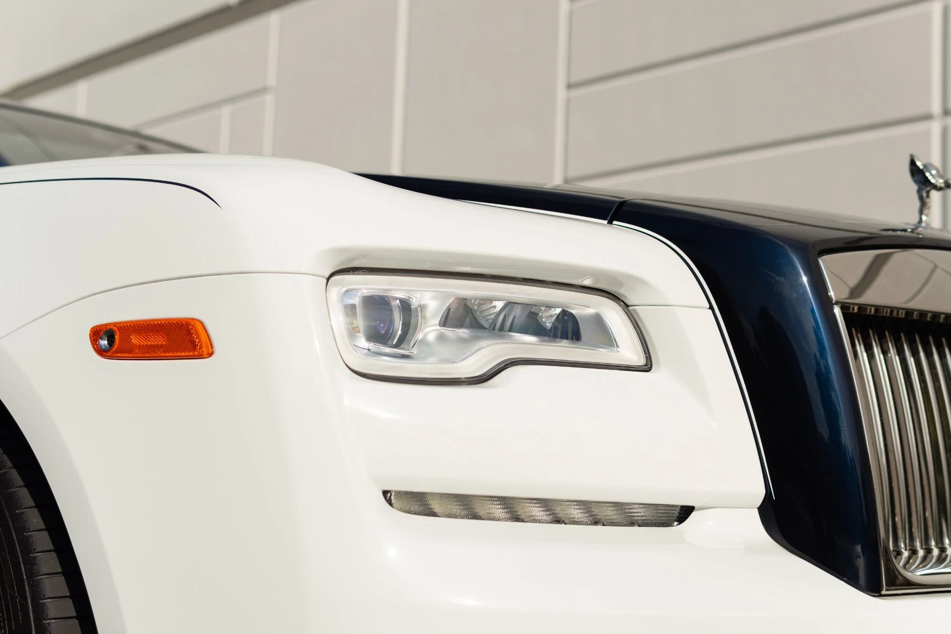 mph012_2490827804_Used_2018_Rolls_Royce_Ghost_1765824060_0c088b288e