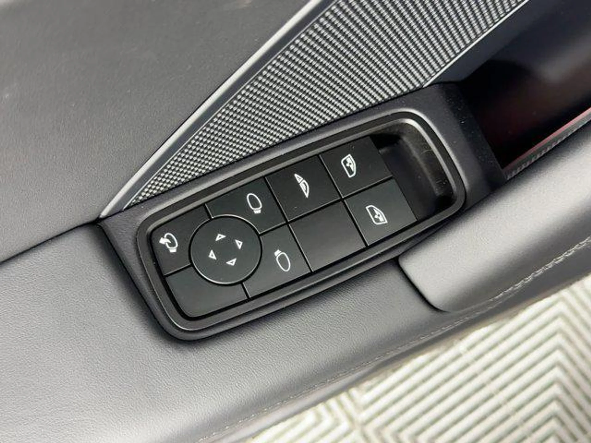 mph012_2491971087_T8_Rr2_Ryd_O2w_Bcm_MH_6_E_Hk_ZE_Ig_M_54213e5485