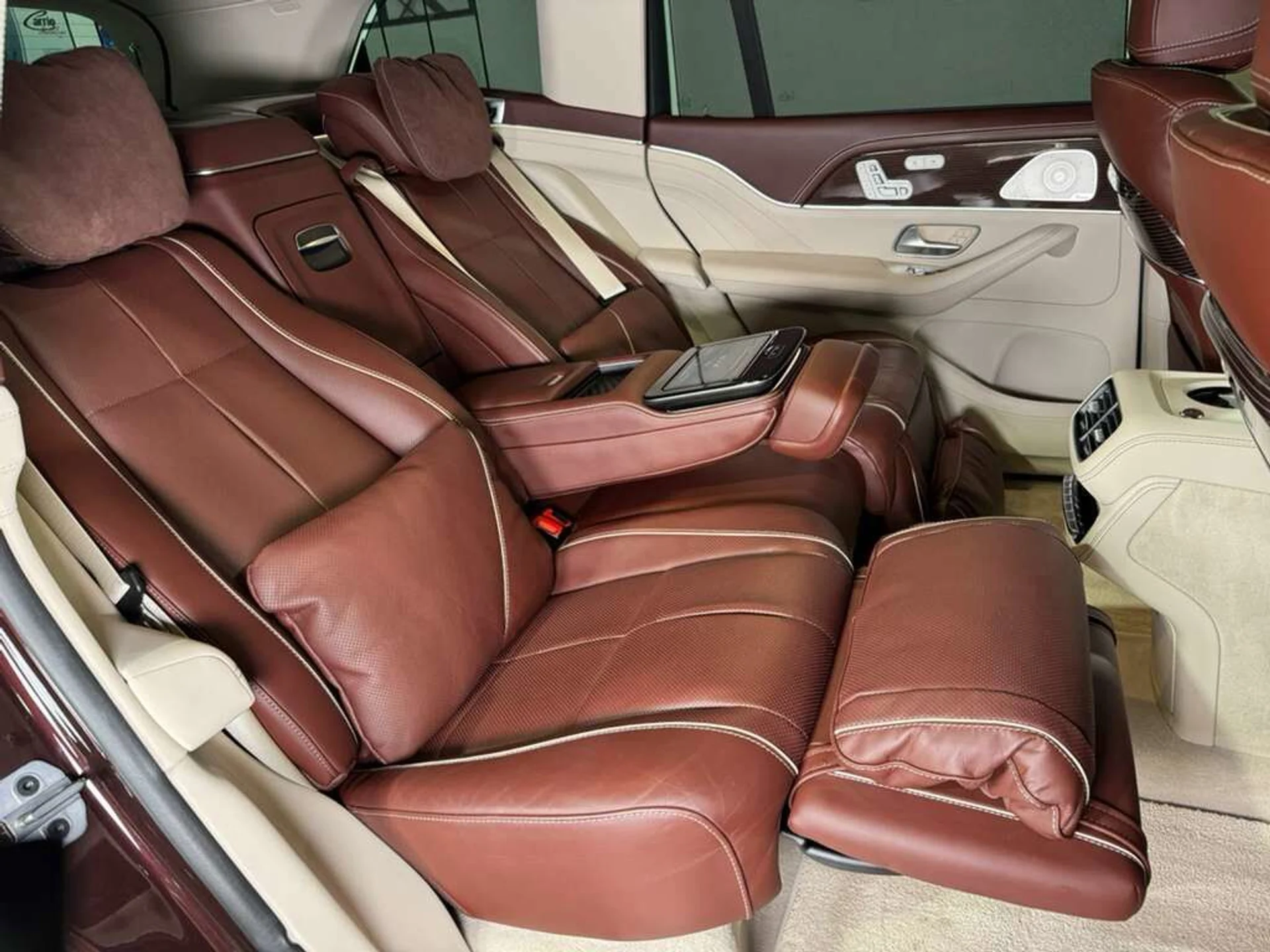 mph012_2502108468_6585d2fc881ec555e5bd349a1df8cc5b_e877550c28