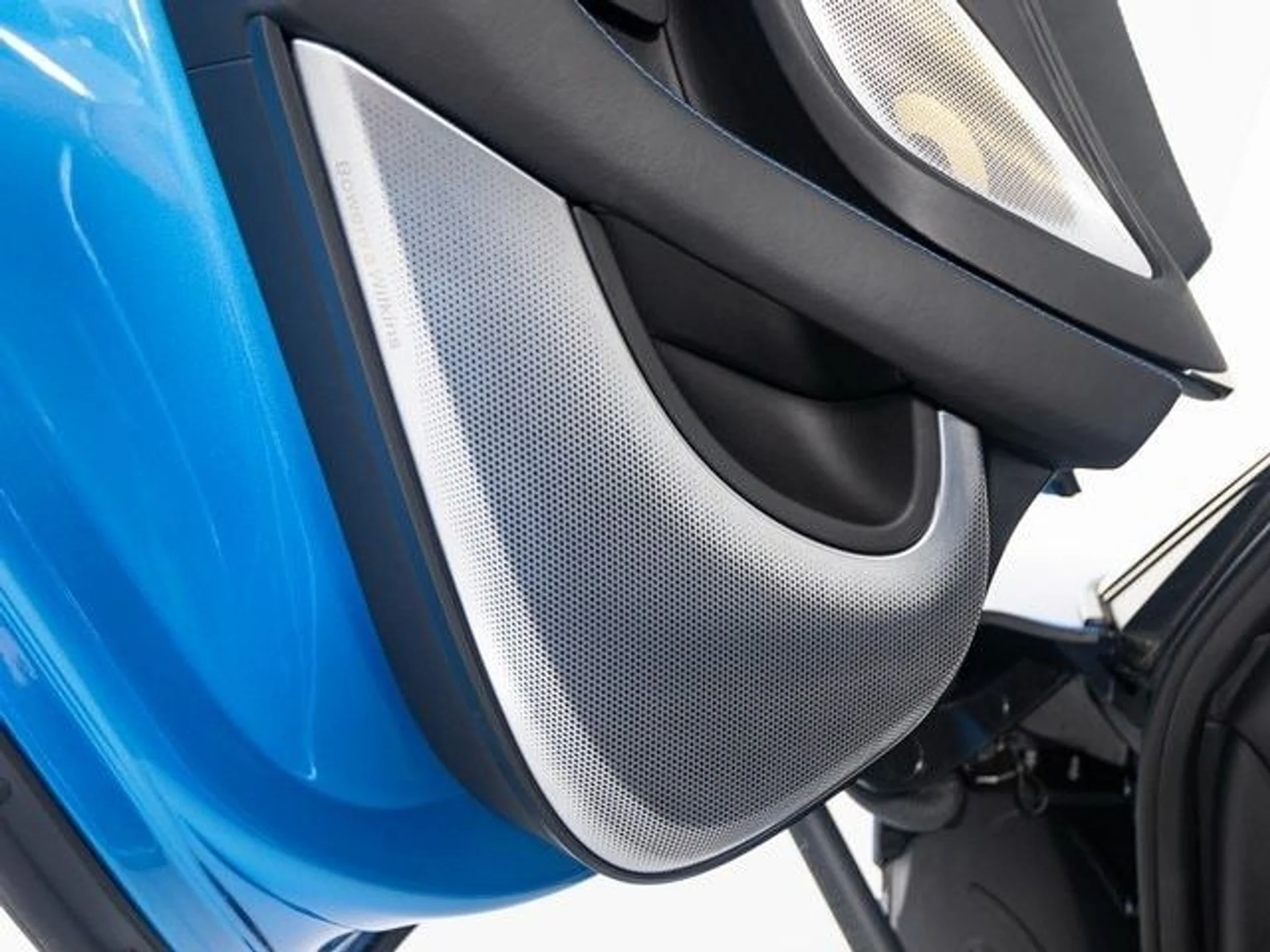 mph012_250534174_343b120749e0e89be01fcf8d6a6bb43cx_0ab20e689a