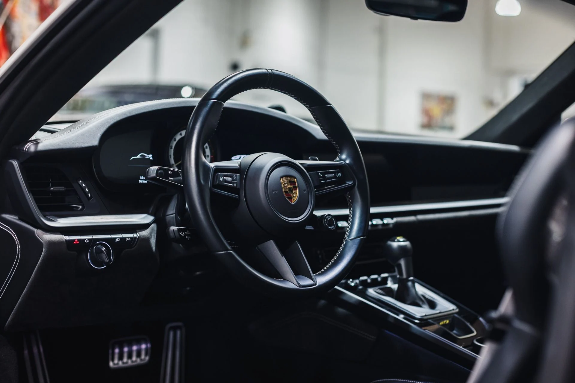 mph012_2505866517_Used_2022_Porsche_911_GT_3_Chalk_CC_Bs_Tasteful_Upgrades_1775764800_a0fe2b146b