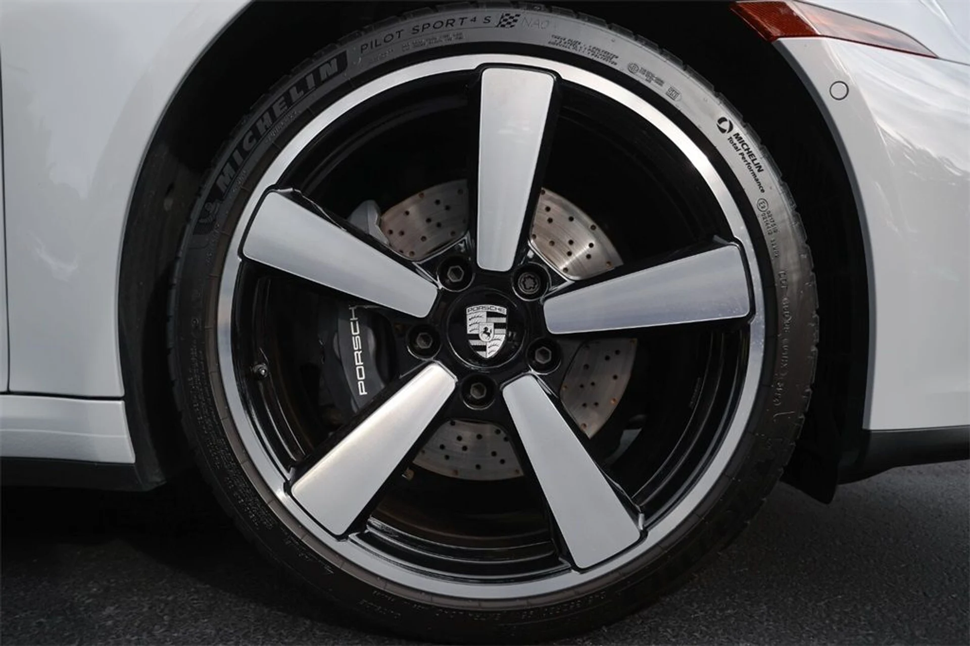 mph012_2509859348_6c5a643c475640d0e505f3eddced6403_b5977b4b8f