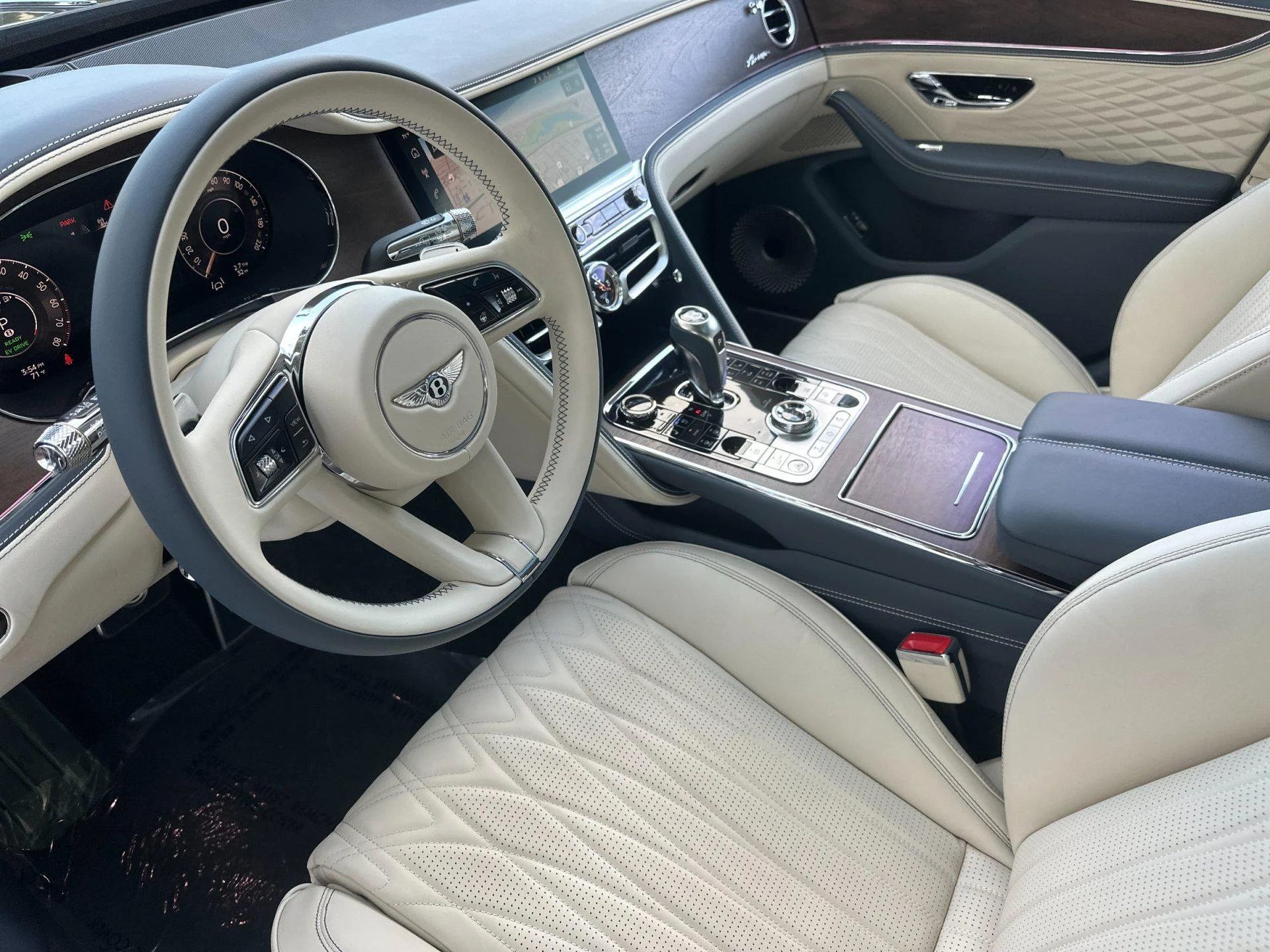 mph012_251652756_New_2027_Bentley_Flying_Spur_1792838846_59904c42fa