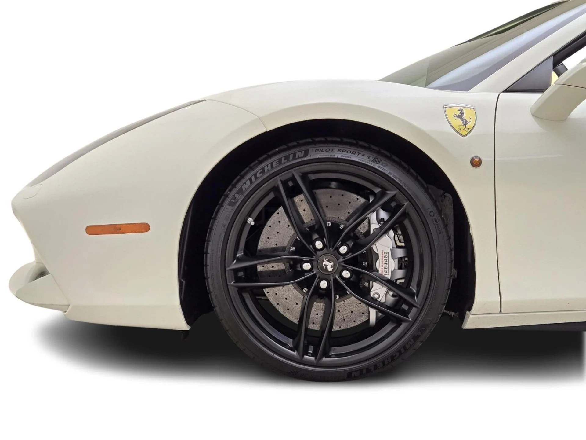 mph012_251949299_Used_2019_Ferrari_488_Spider_1761634733_db7ccdf531