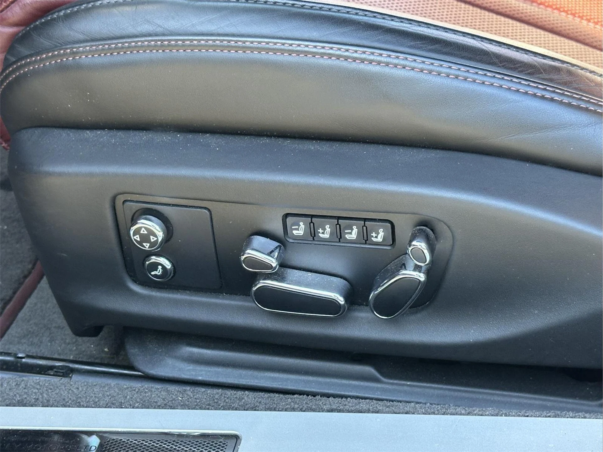 mph012_2522887564_dfbd80dc33590bc1ac776daa1e297e5a_44d46e2bc5