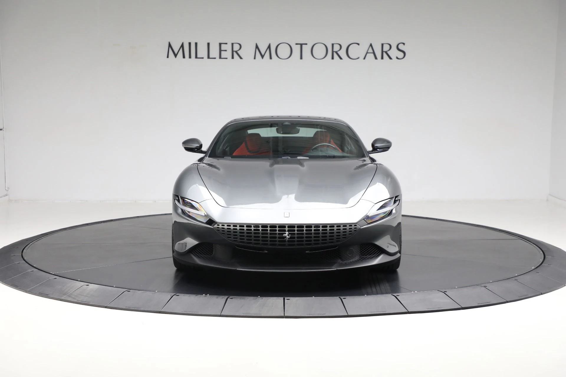 mph012_2526118109_Used_2024_Ferrari_Roma_b4a7330f53
