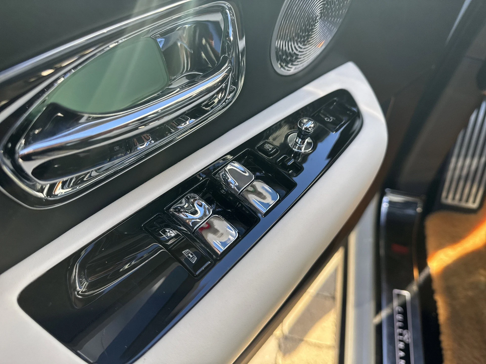 mph012_2532783022_7a189cb309f0e809ef1a0a34a015766bx_06a248ce58