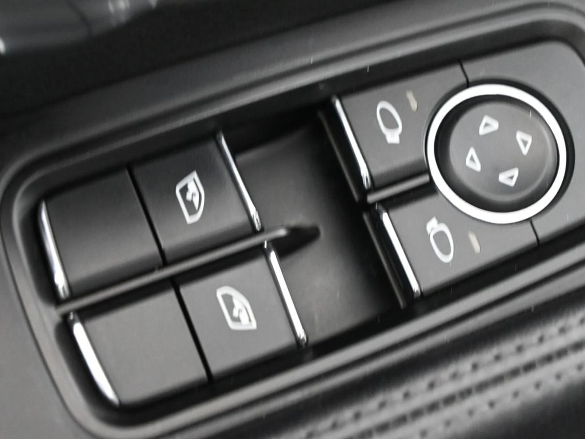 mph012_2538801792_977a8056447dcbd72a86ac95dd25d7d1x_66e372a82a