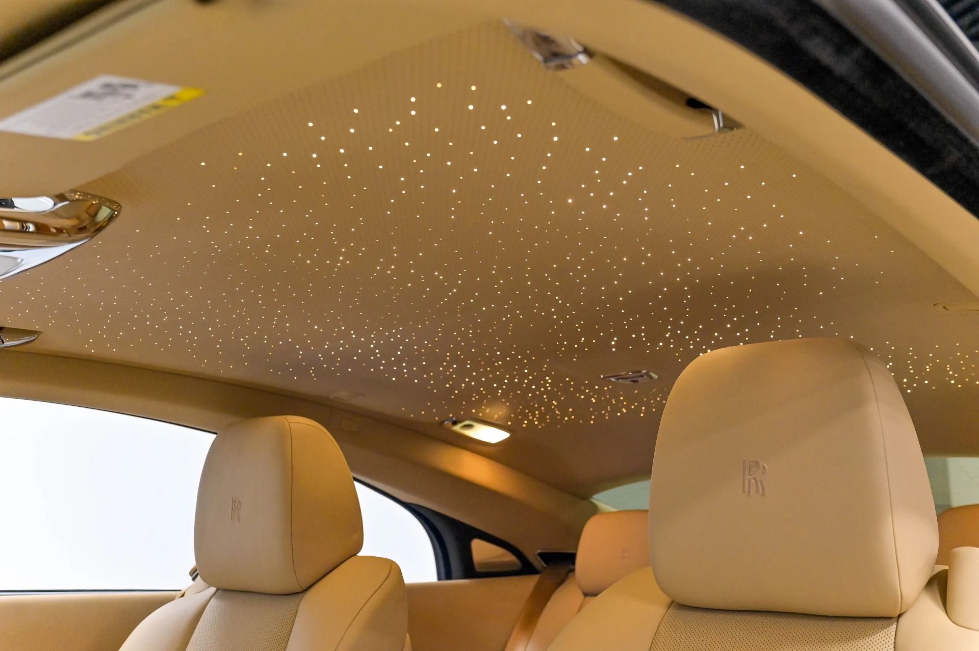 mph012_2541897586_Used_2014_Rolls_Royce_Wraith_1783020984_5a22286871