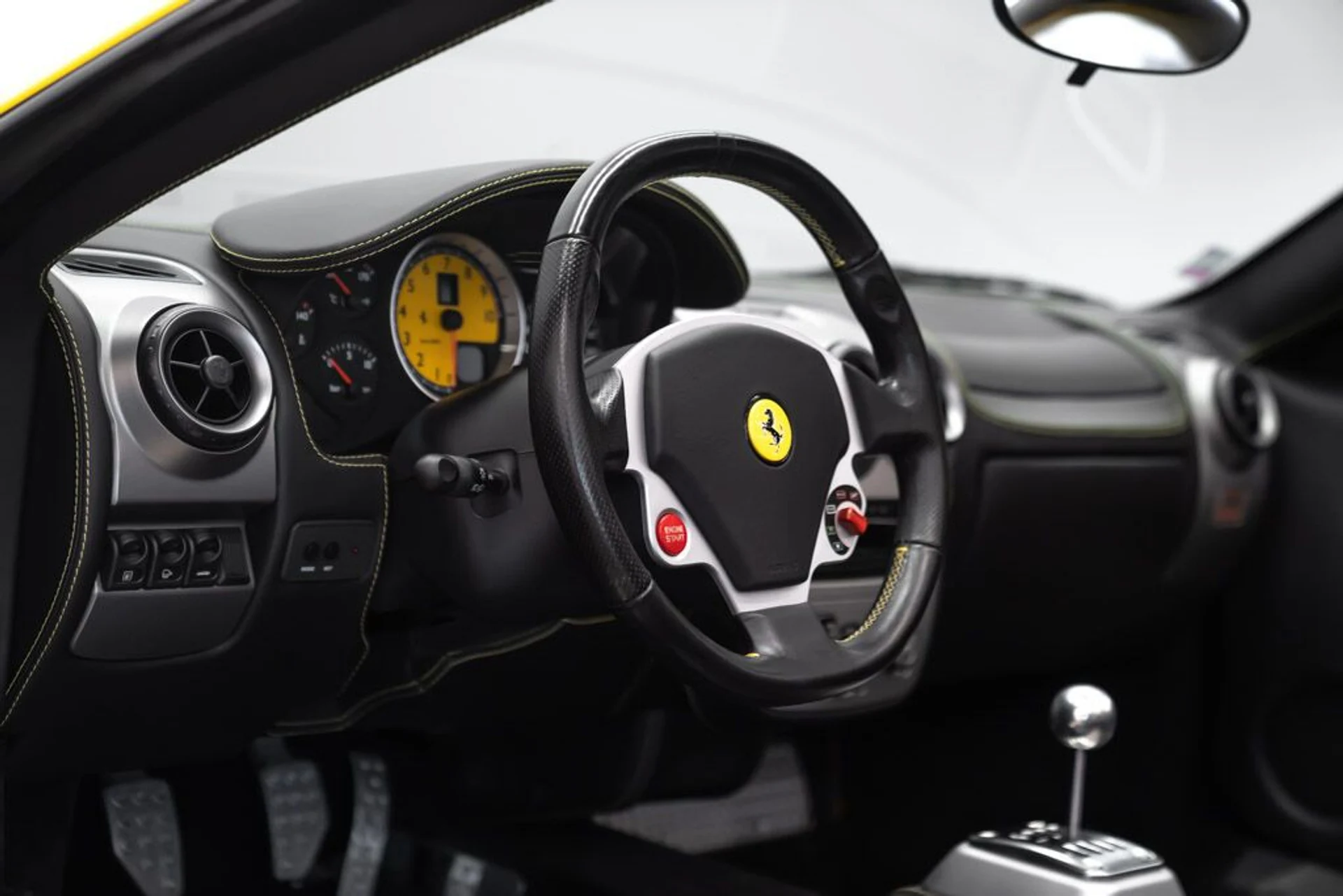mph012_2543942165_ferrari_430_2006_jpg_v_1758918548_9c67529308