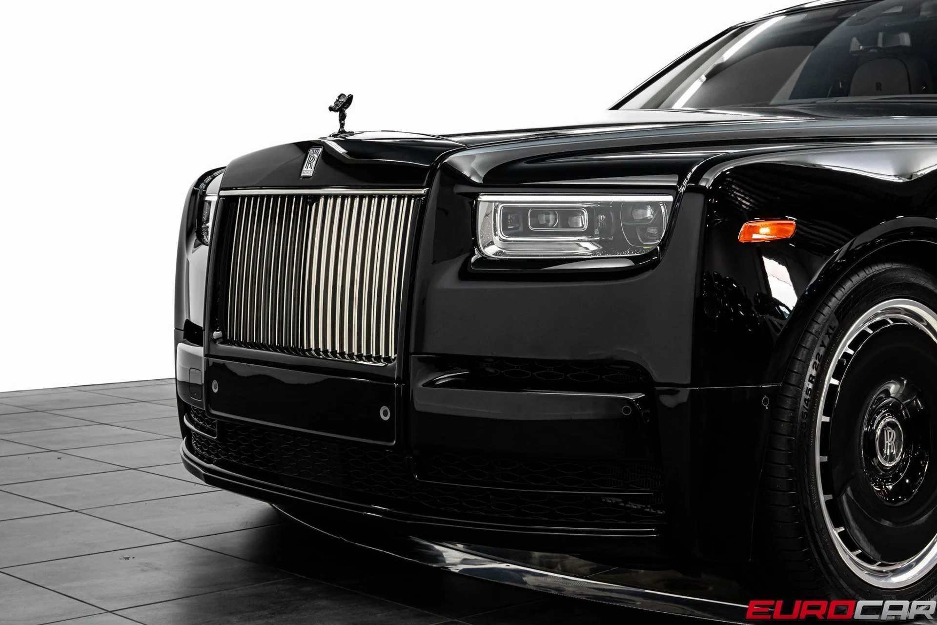 mph012_2544138841_image_13_6504cb7b2c