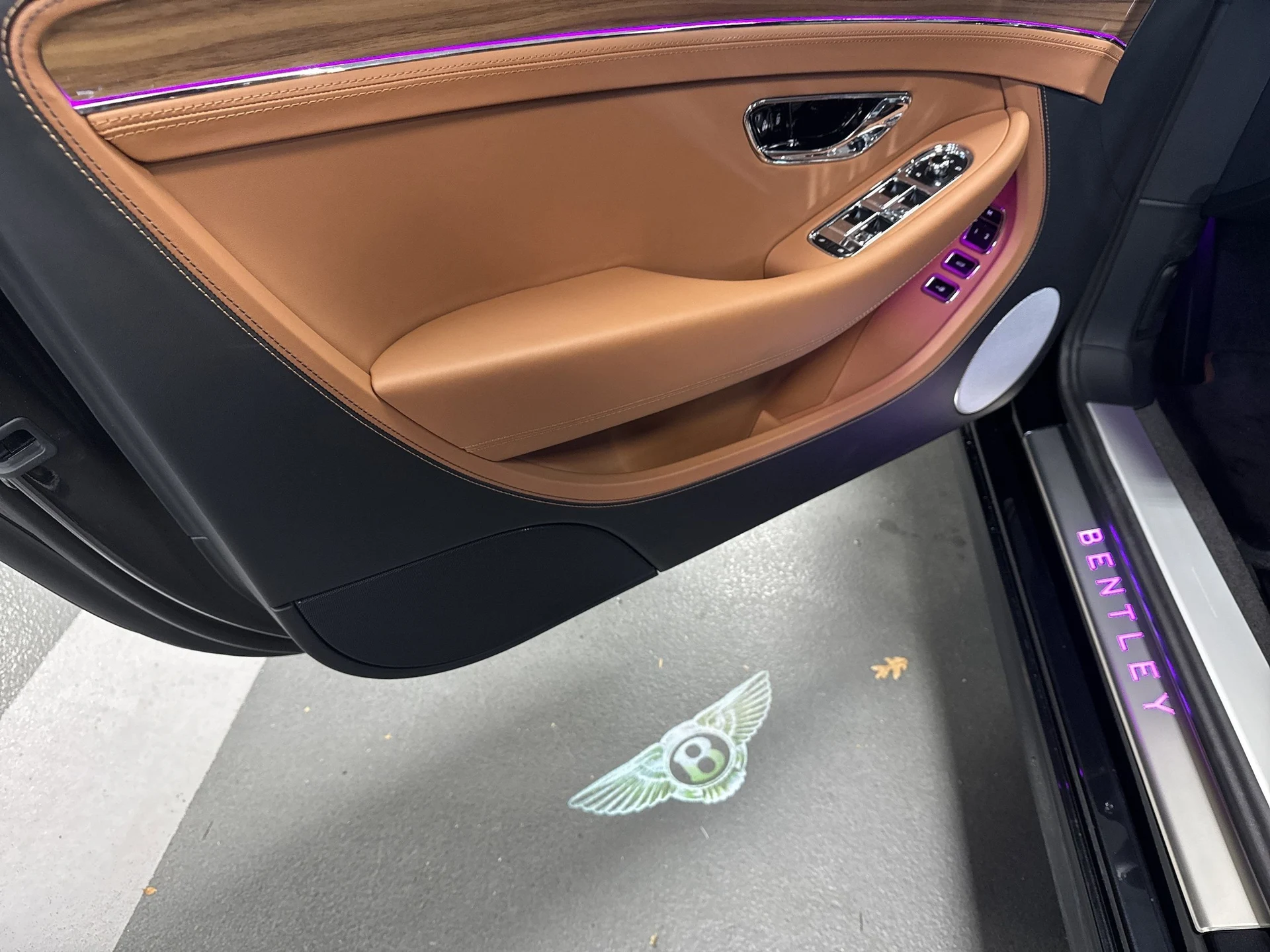 mph012_2544230343_38e1590eaff4c5dda2cdede4279d10e9x_f4b048942b