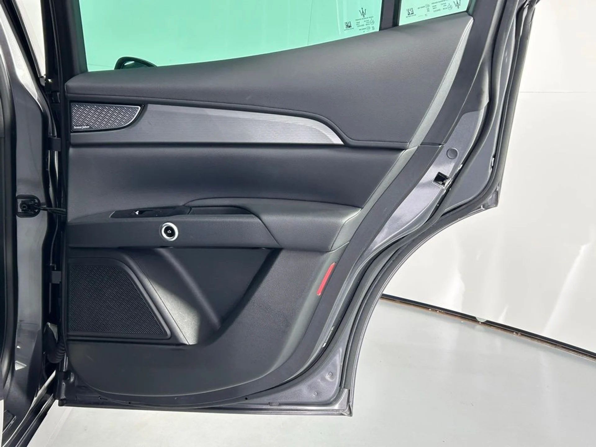 mph012_2550247518_gooobhunztggv5kyj9zvt70qoyo6_a584d0781a