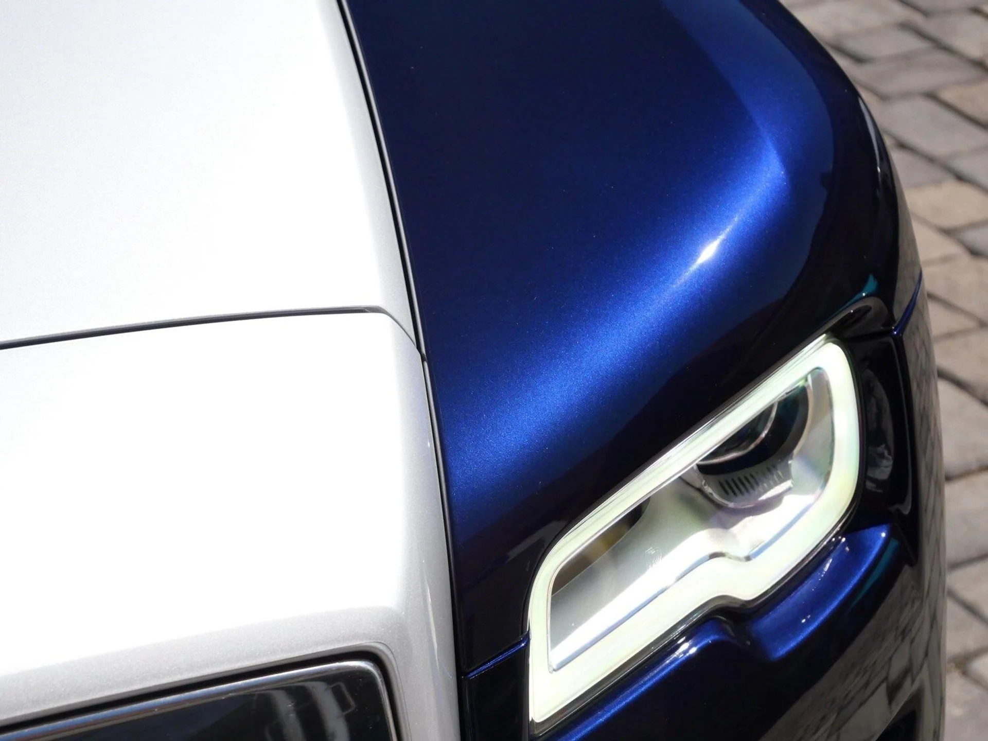 mph012_2555960142_3811de72a802d892a6cb6f42ad66e54cx_9062a22f76