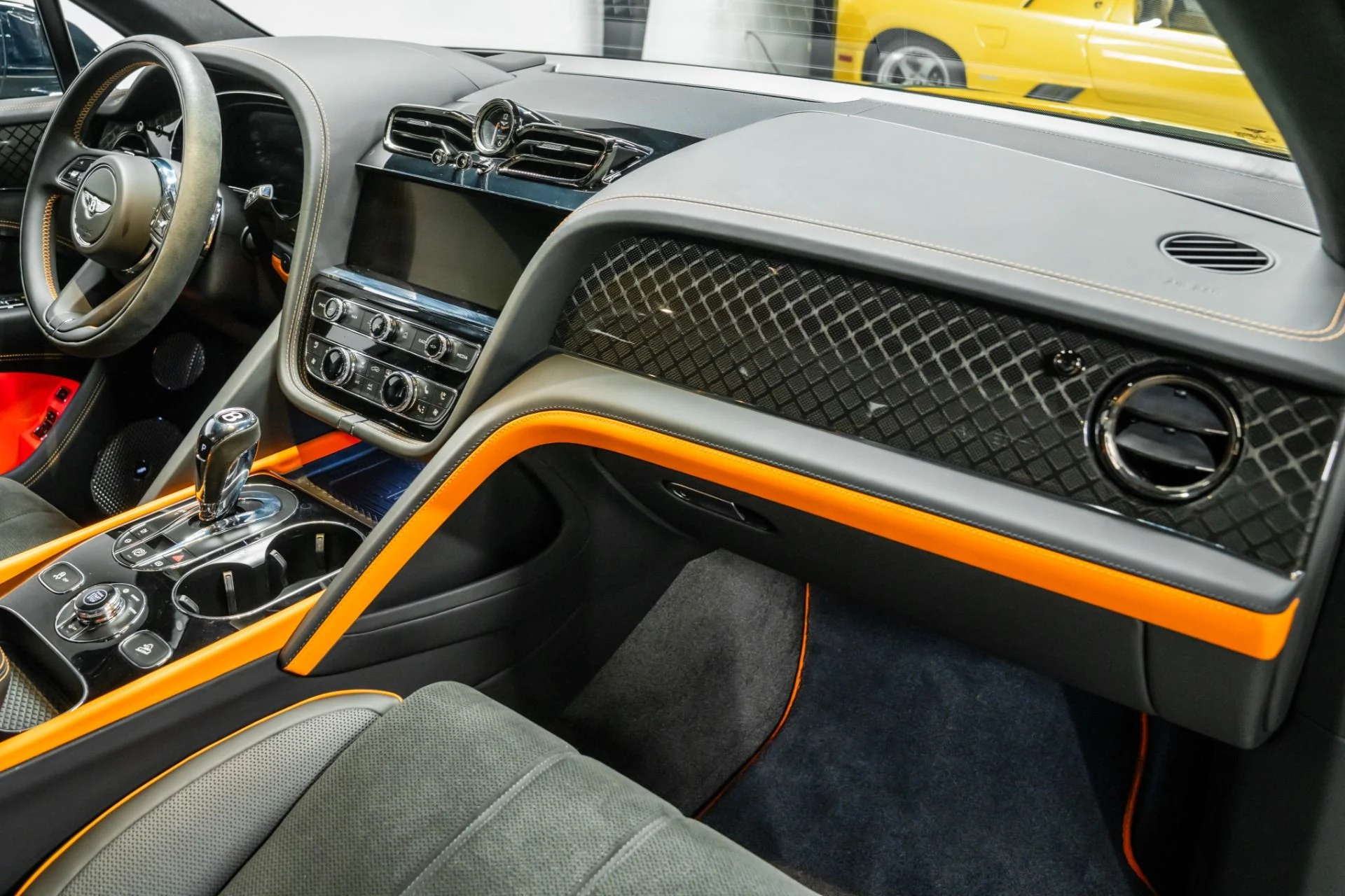 mph012_2565725934_Used_2025_Bentley_Bentayga_S_Black_Edition_Factory_Matte_Paint_Full_PPF_292_K_MSRP_1768506308_6a42554433