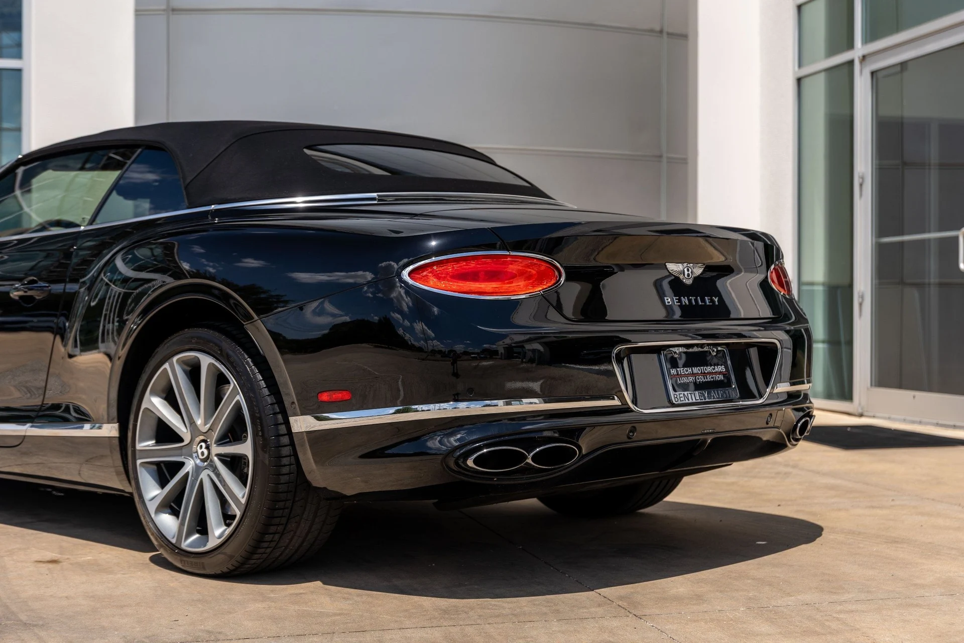mph012_2567202599_Hi_Tech_Luxury_Imports_LLC_SCBDG_4_ZG_6_NC_091269_image_12_f8716c503c