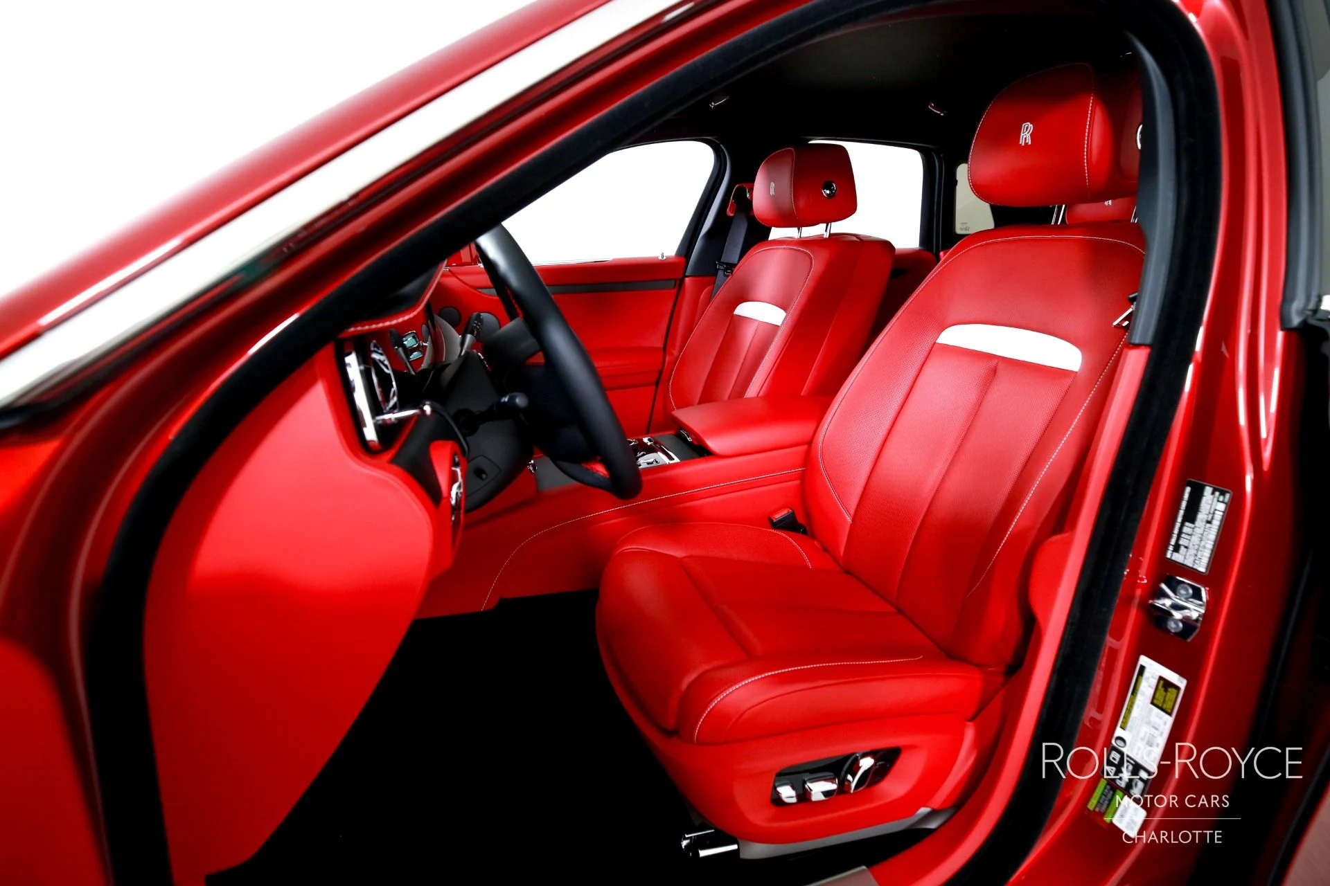 mph012_2567444894_Used_2024_Rolls_Royce_Ghost_1751554518_269bacda06
