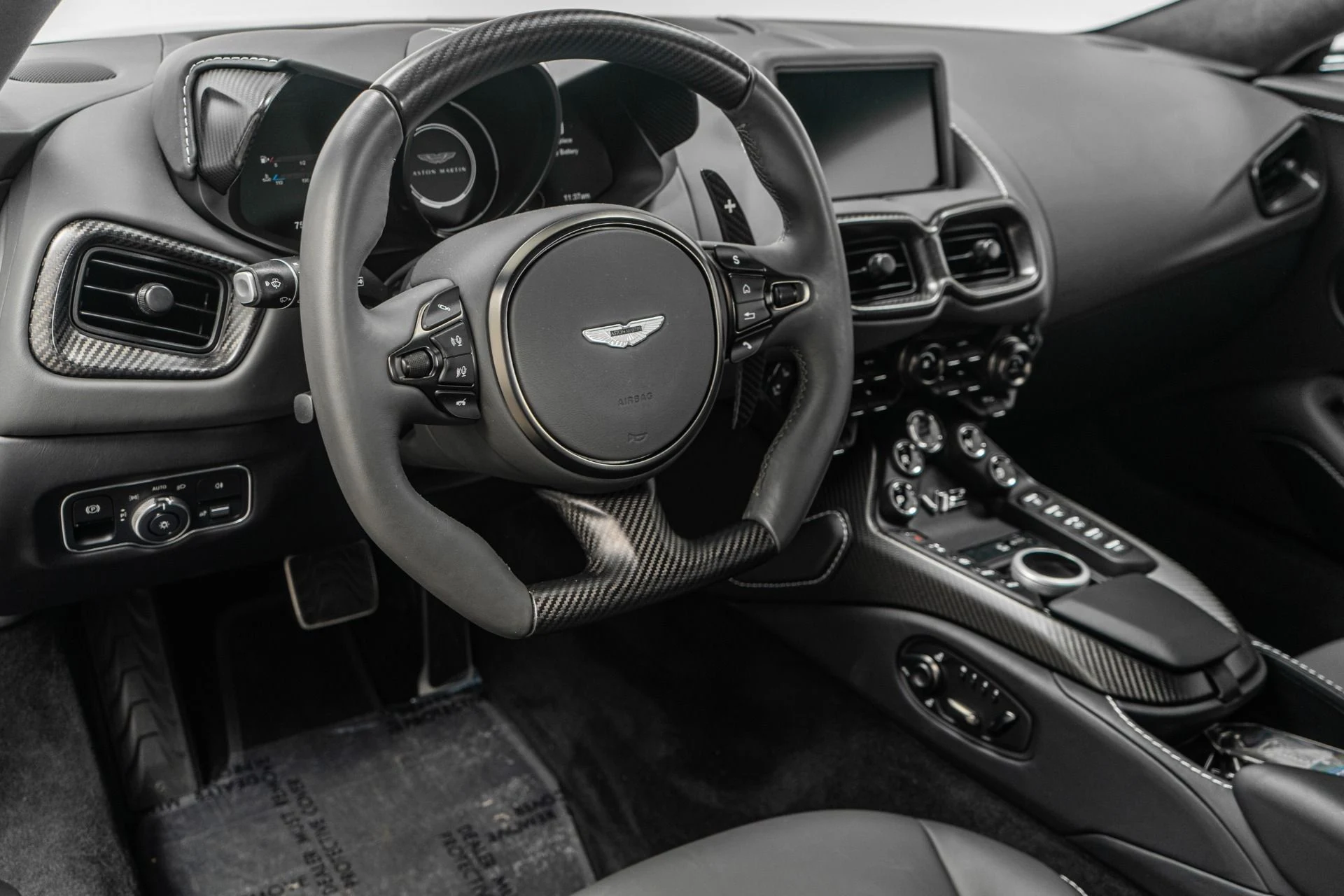mph012_2573015375_Used_2023_Aston_Martin_Vantage_V12_1755616740_d6628a3a1f
