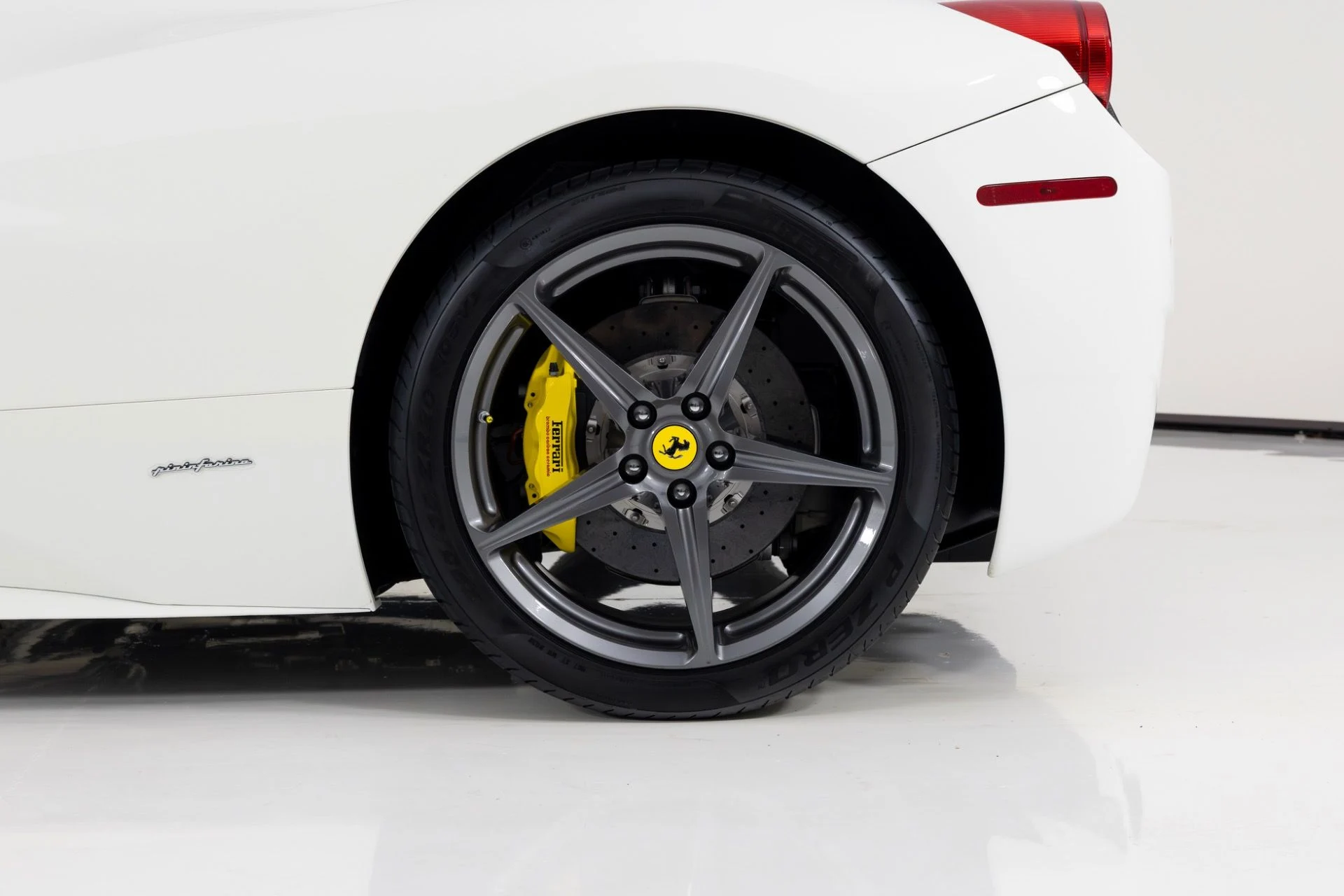 mph012_2581894619_Used_2015_Ferrari_458_Italia_1766013362_80e530c465