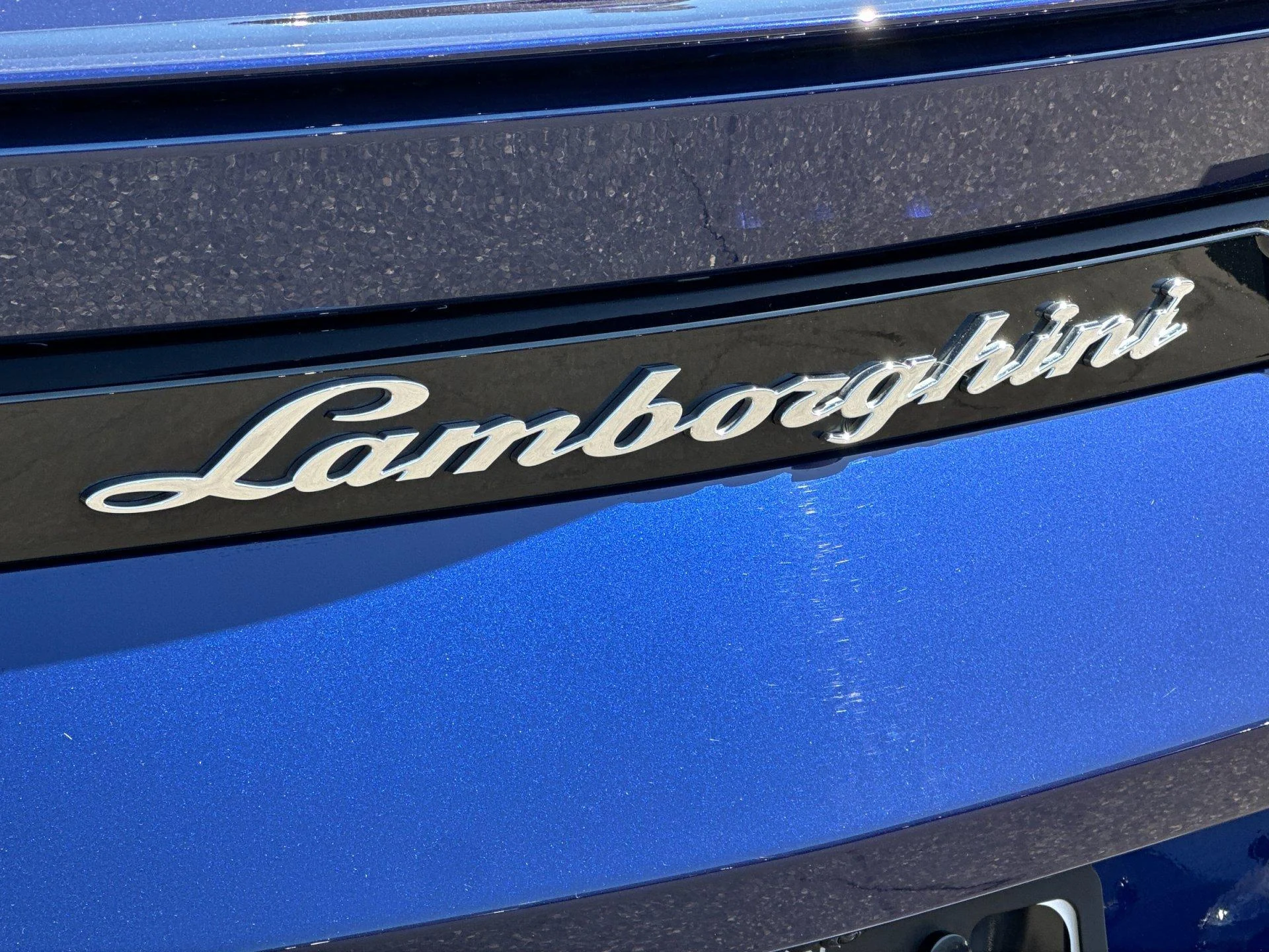 mph012_2585299492_Used_2020_Lamborghini_Urus_1790909289_bf87d800da