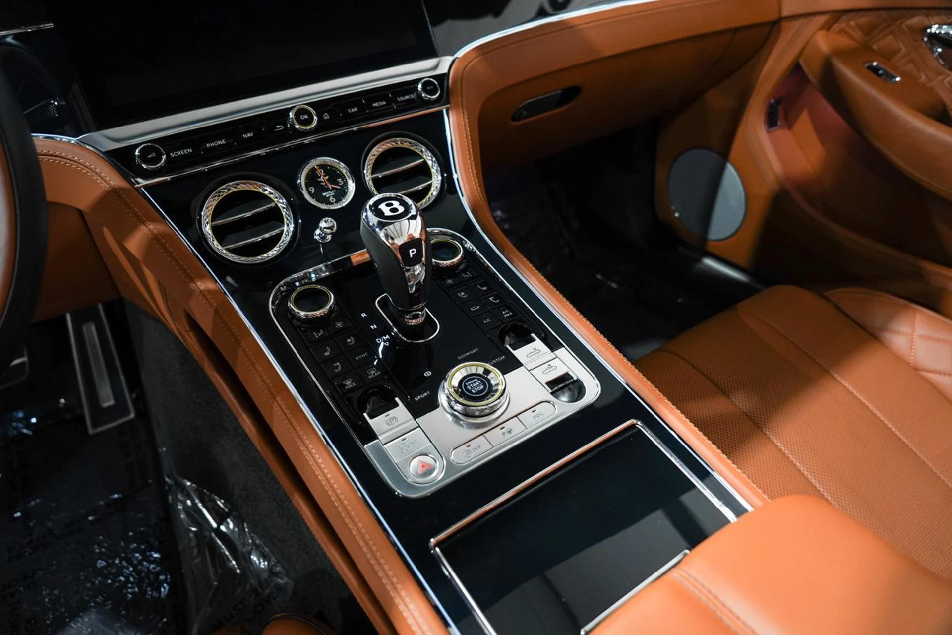 mph012_25976469_4650f6867318fab6ddb26ba5d80888f8_d3d58a75f7